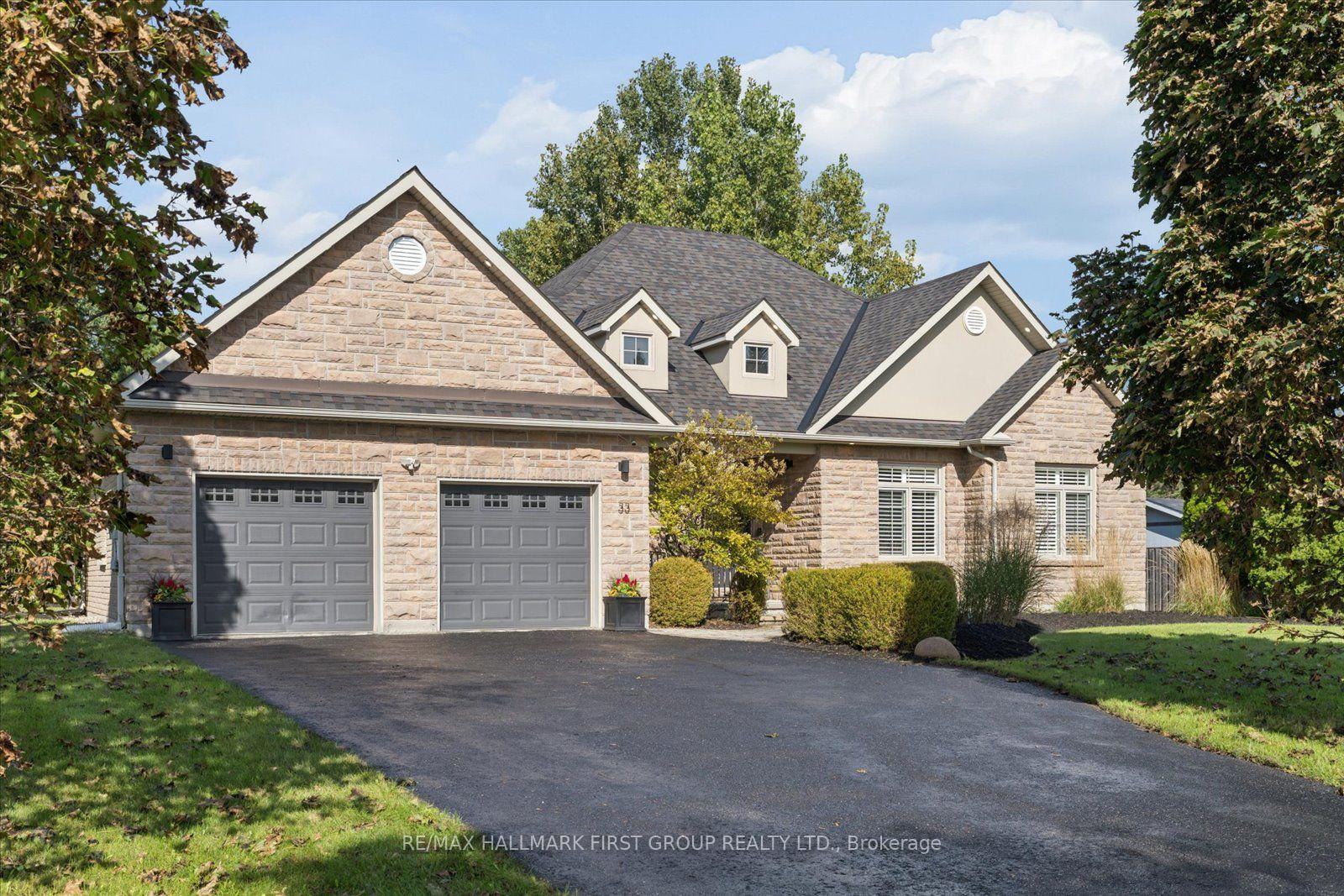 Photo of 33 Deerfield Drive