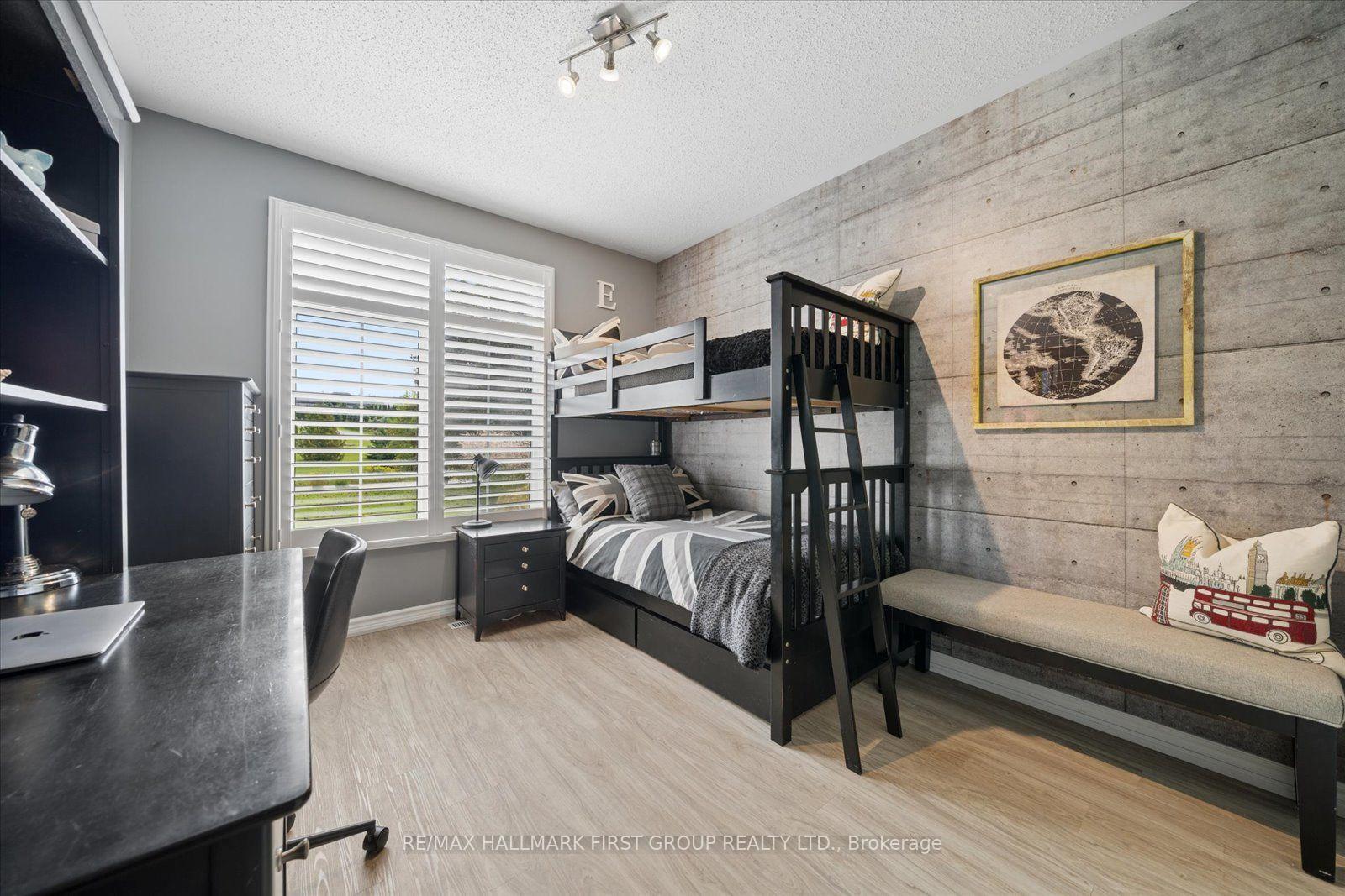 Photo 18 of 33 Deerfield Drive, Hamilton Township, Baltimore — HOMEH