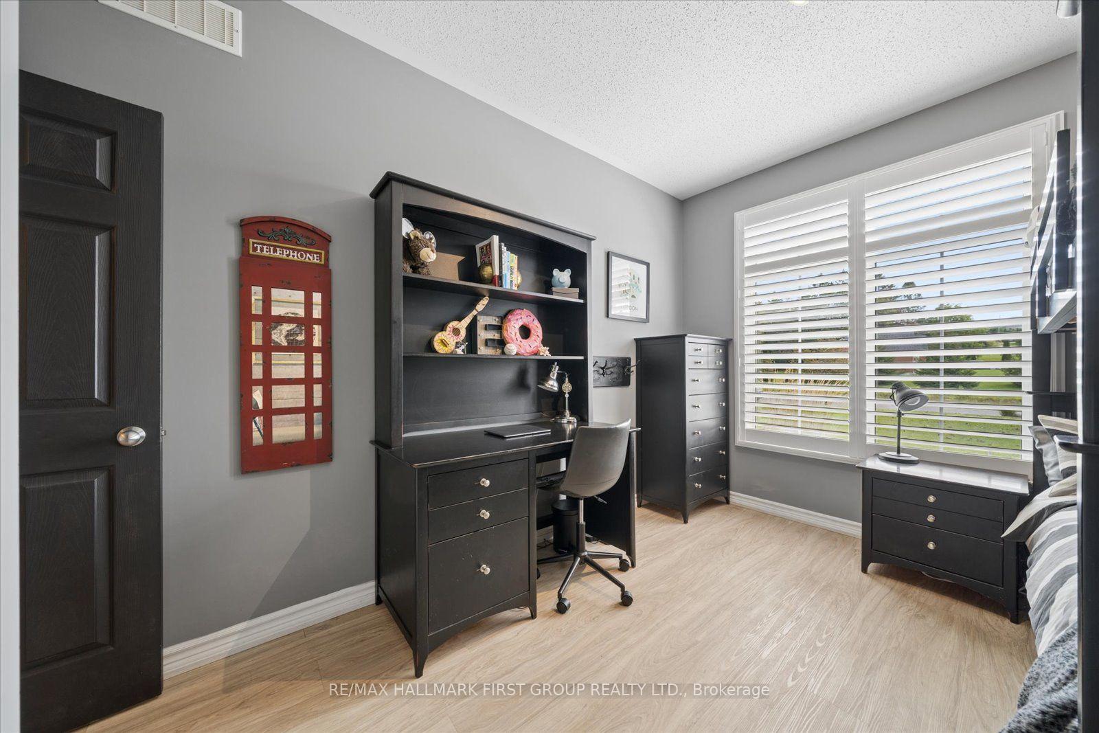 Photo 19 of 33 Deerfield Drive, Hamilton Township, Baltimore — HOMEH