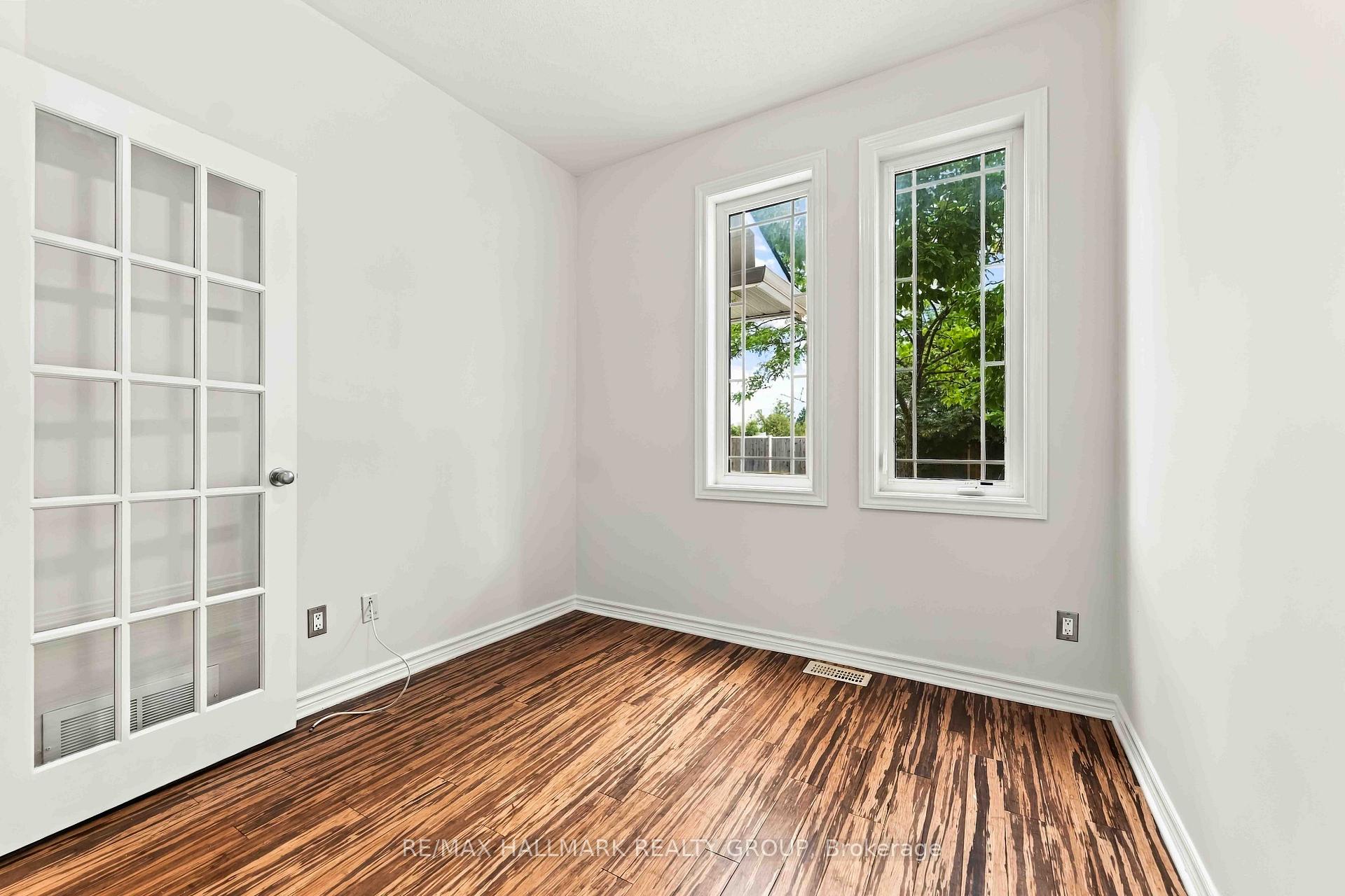 Photo 4 of 486 Paul Metivier Drive, Ottawa, Barrhaven - Strandherd — HOMEH