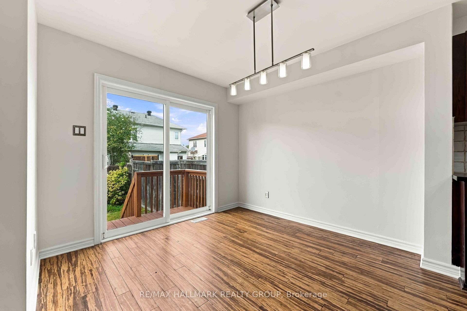 Photo 14 of 486 Paul Metivier Drive, Ottawa, Barrhaven - Strandherd — HOMEH