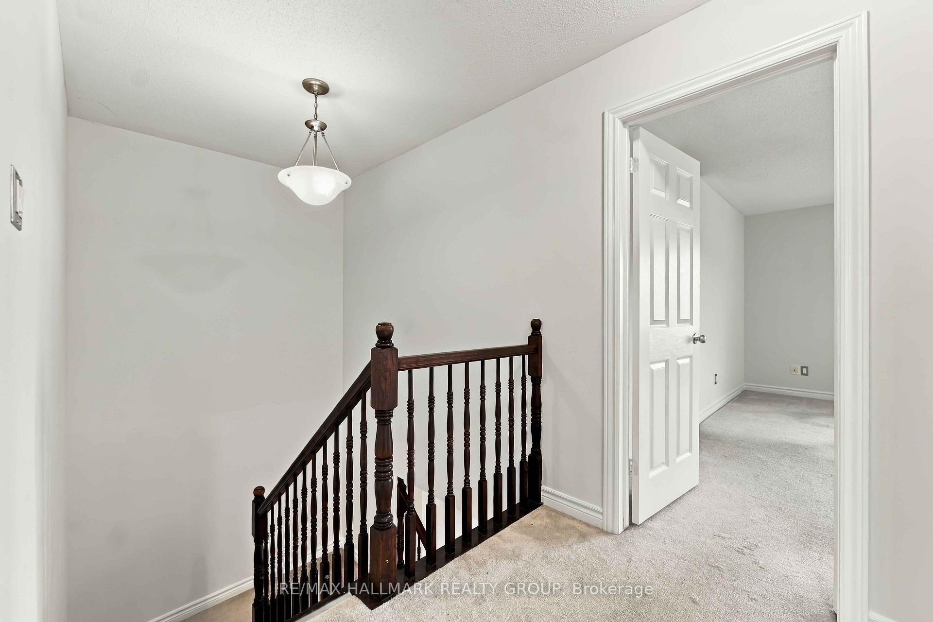 Photo 21 of 486 Paul Metivier Drive, Ottawa, Barrhaven - Strandherd — HOMEH