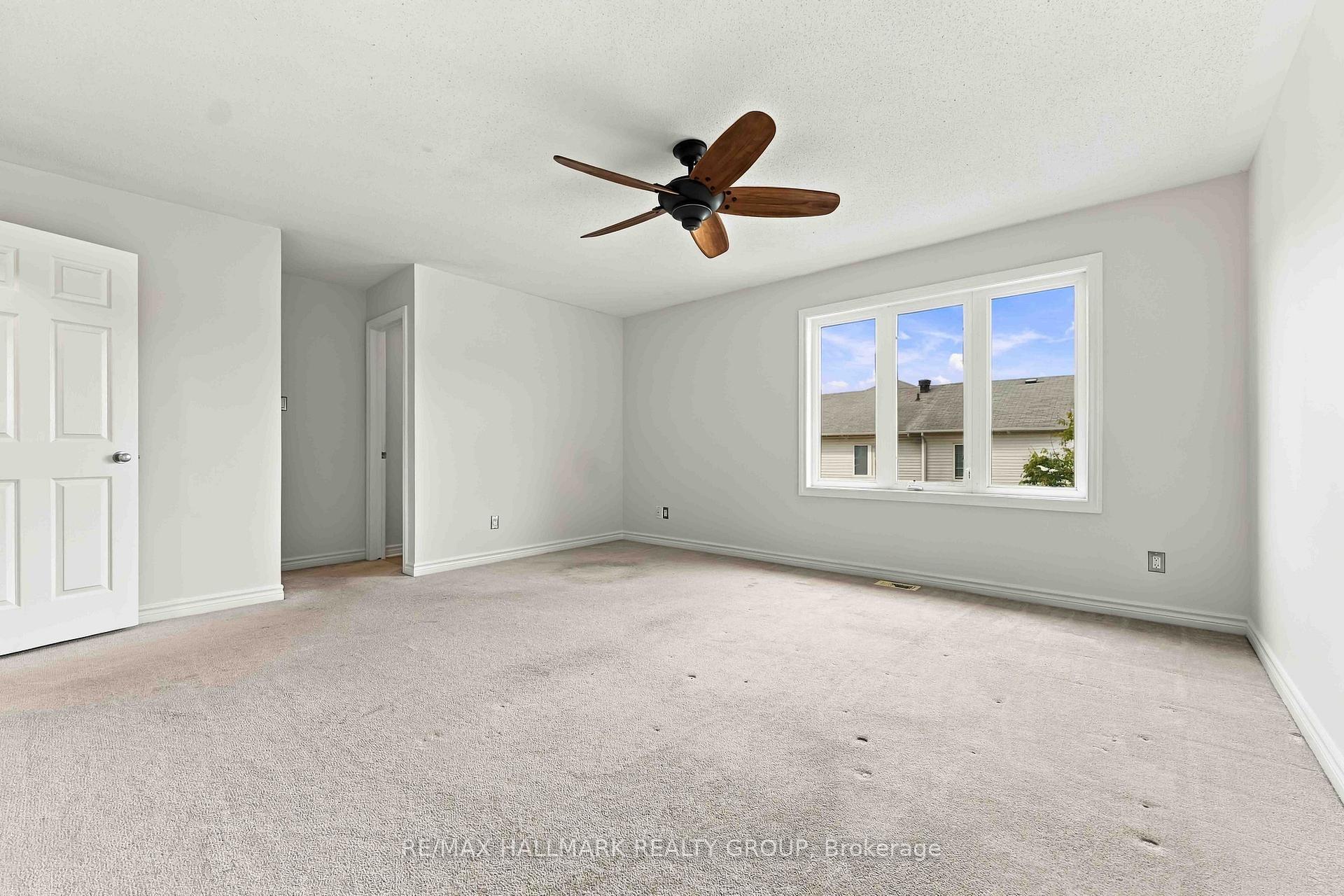 Photo 23 of 486 Paul Metivier Drive, Ottawa, Barrhaven - Strandherd — HOMEH
