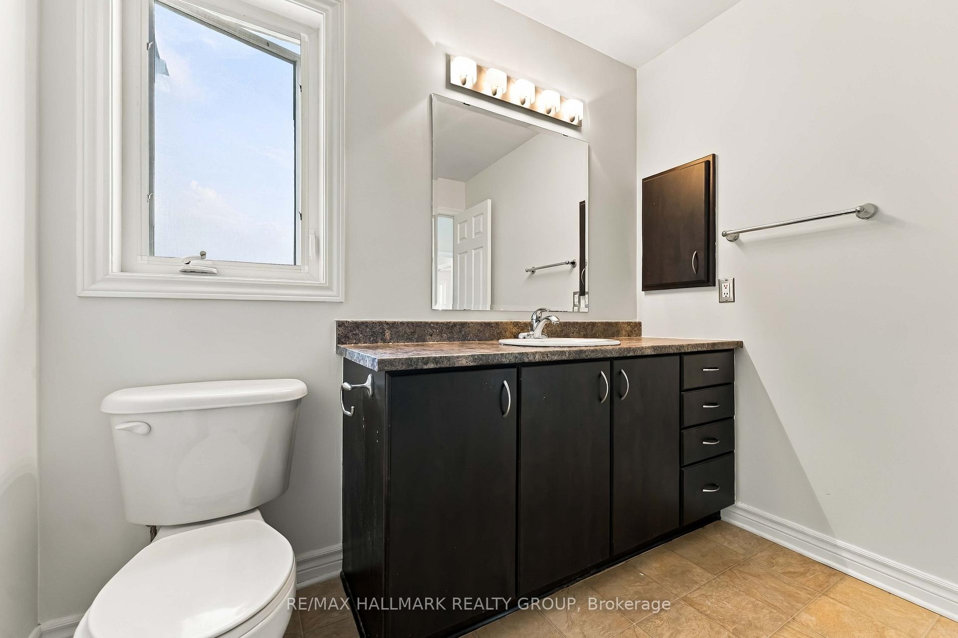 Photo 28 of 486 Paul Metivier Drive, Ottawa, Barrhaven - Strandherd — HOMEH