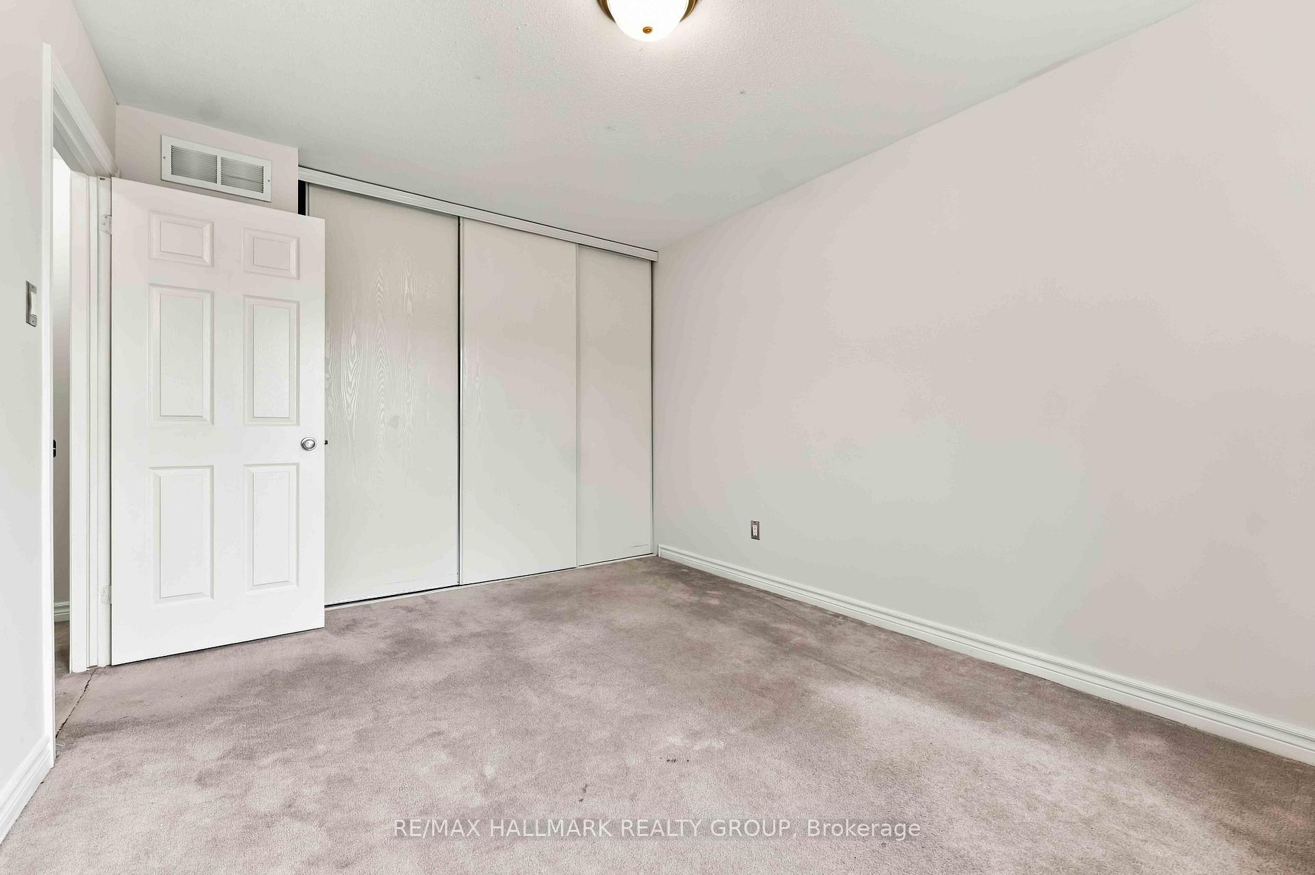 Photo 30 of 486 Paul Metivier Drive, Ottawa, Barrhaven - Strandherd — HOMEH