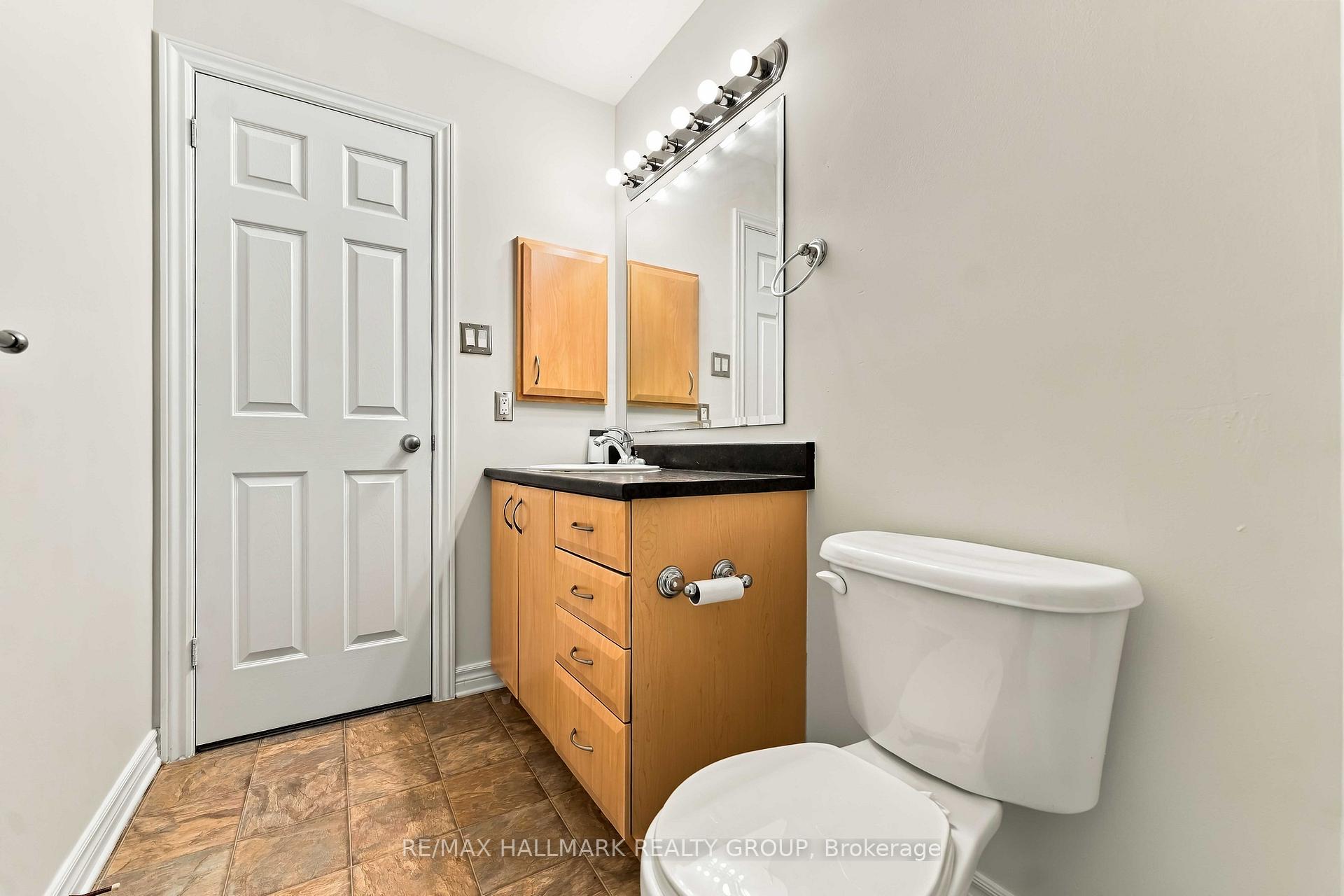 Photo 35 of 486 Paul Metivier Drive, Ottawa, Barrhaven - Strandherd — HOMEH