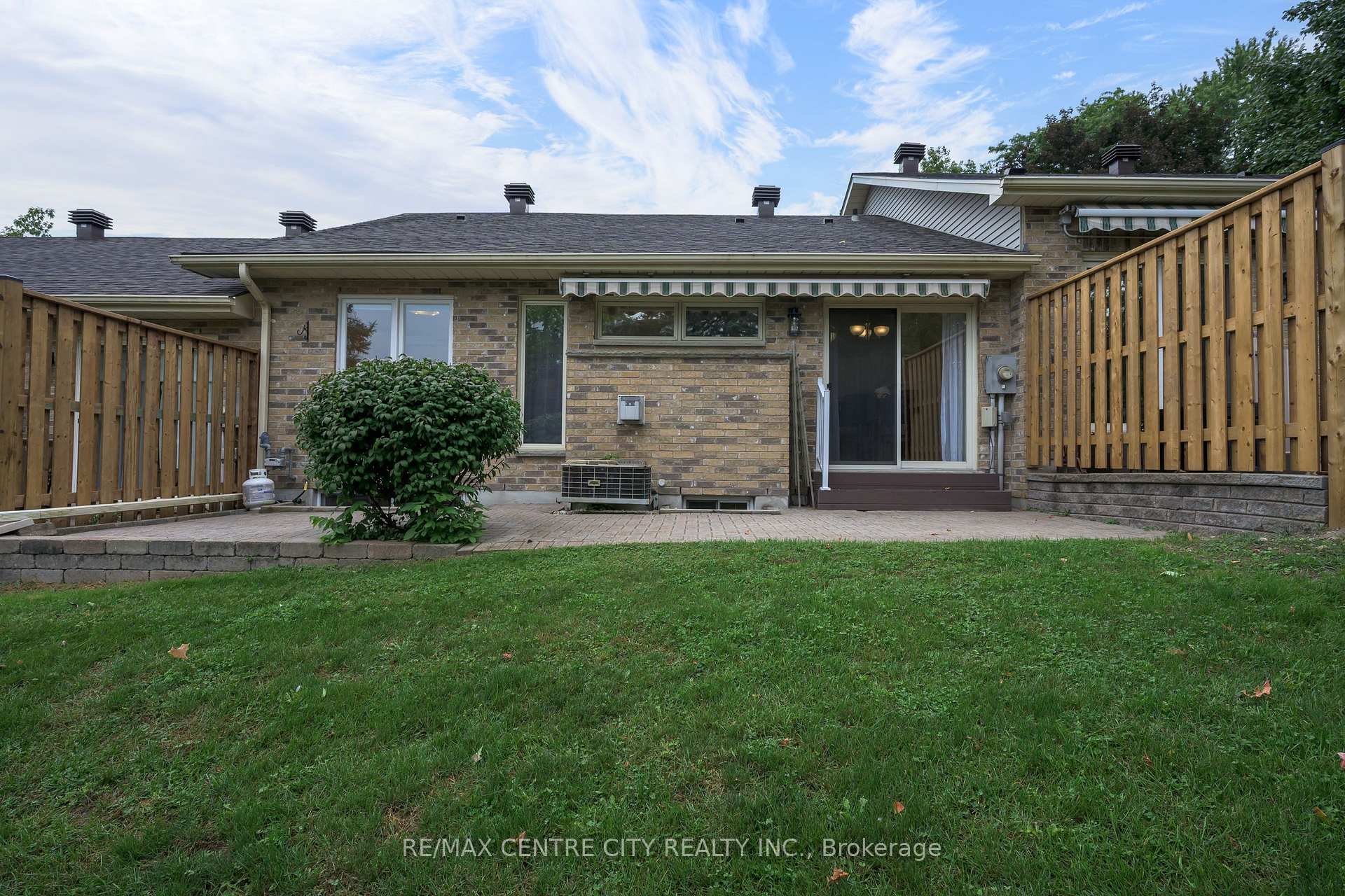 Photo 6 of Unit 53, 1241 Hamilton Road, London, East P — HOMEH
