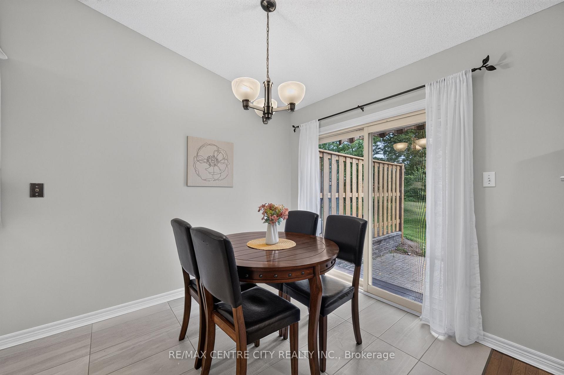 Photo 13 of Unit 53, 1241 Hamilton Road, London, East P — HOMEH