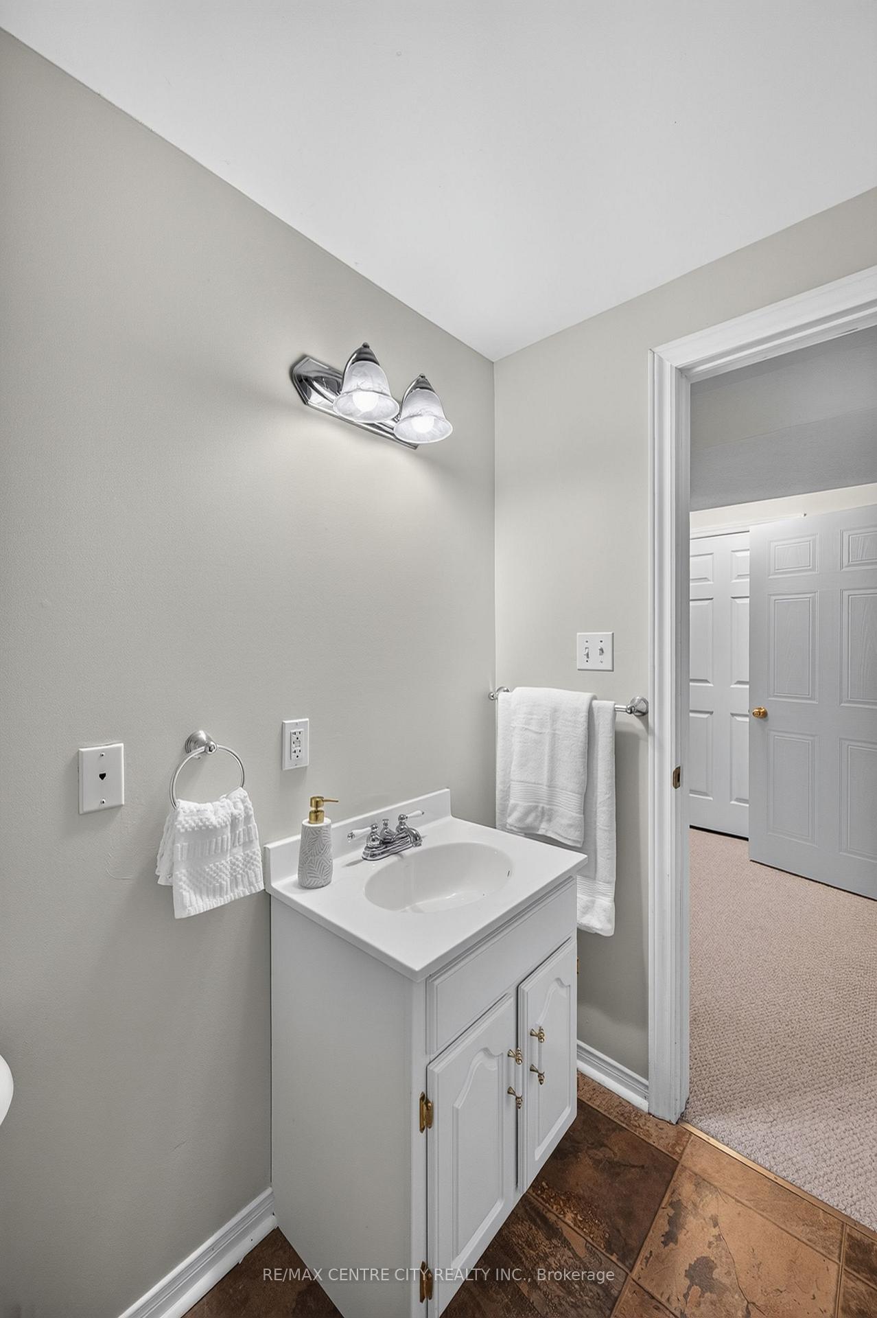 Photo 30 of Unit 53, 1241 Hamilton Road, London, East P — HOMEH