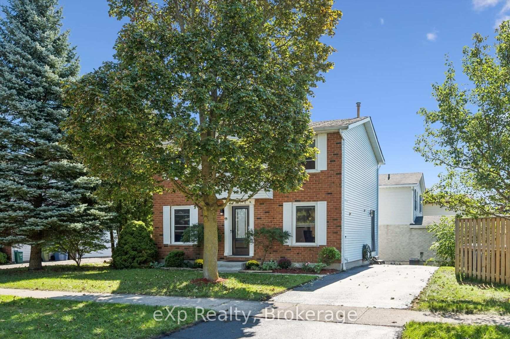 Photo 3 of 1 Chesterton Lane, Guelph, Grange Road — HOMEH