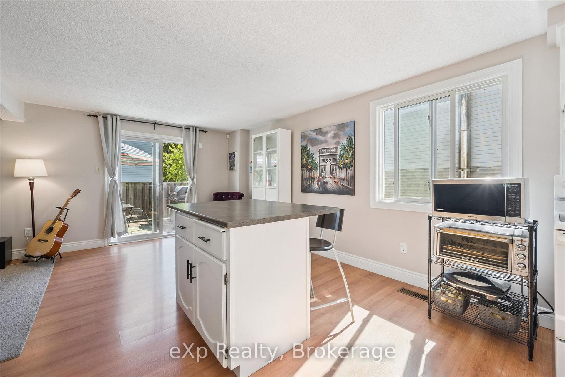 Photo 14 of 1 Chesterton Lane, Guelph, Grange Road — HOMEH