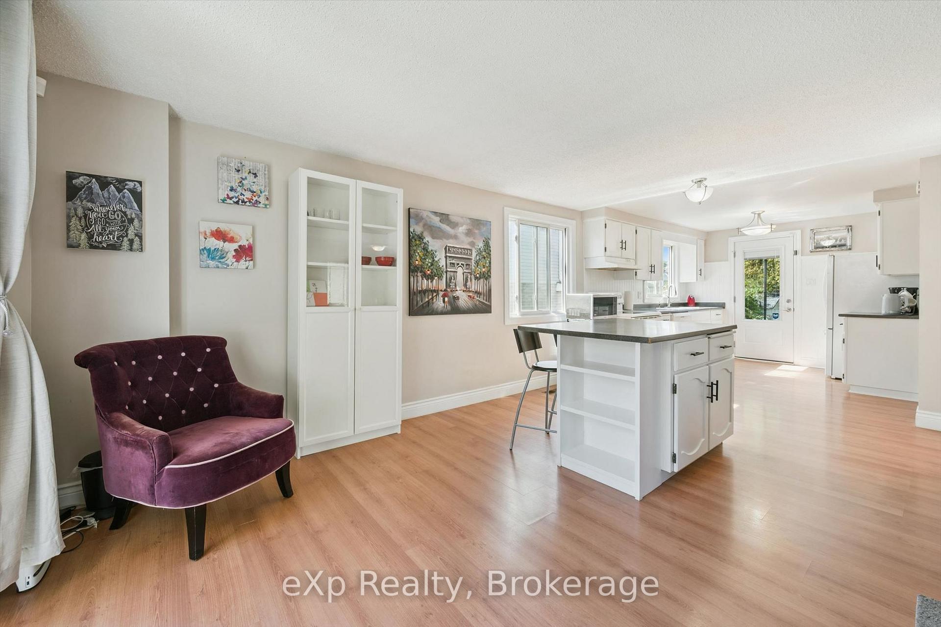 Photo 18 of 1 Chesterton Lane, Guelph, Grange Road — HOMEH