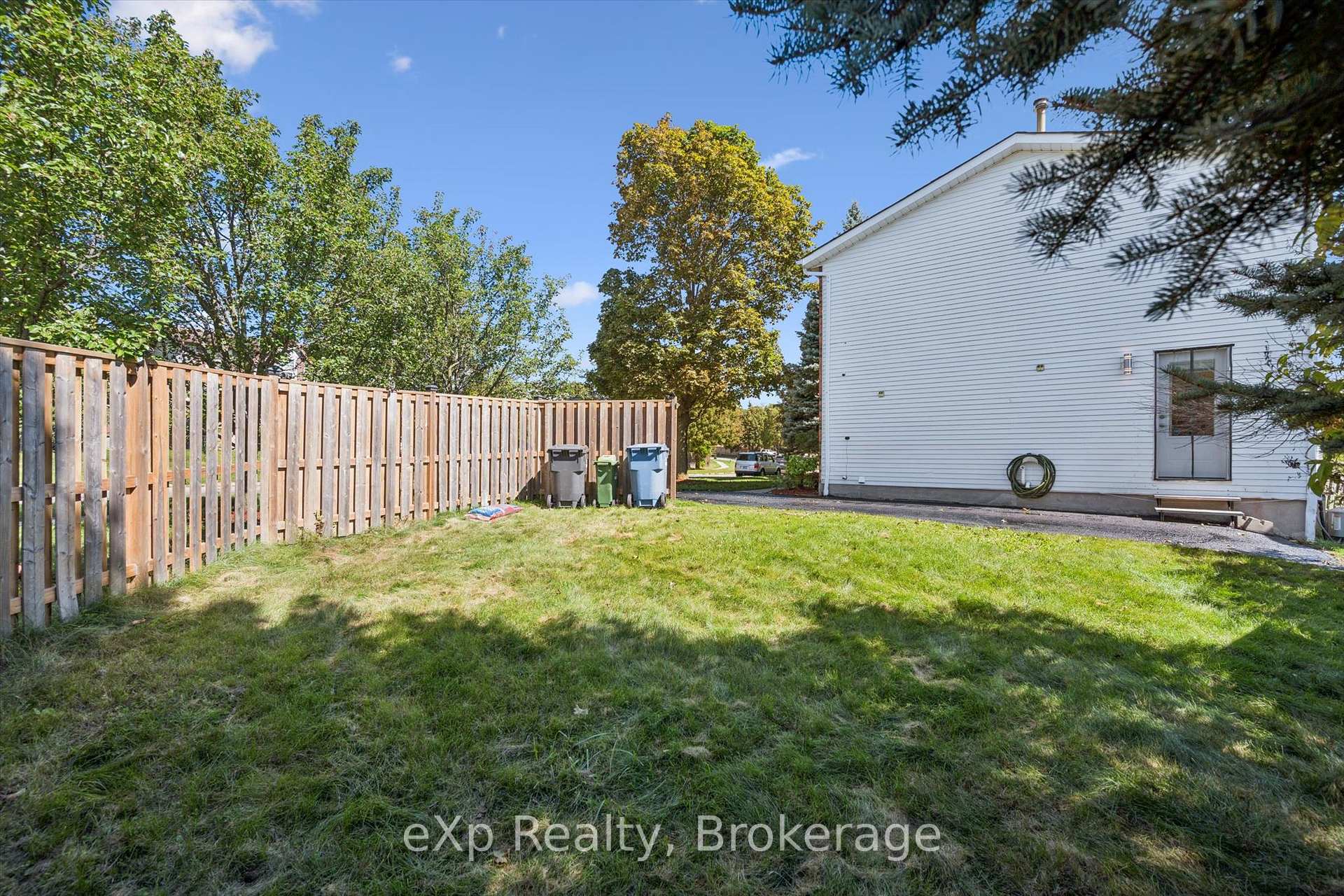 Photo 44 of 1 Chesterton Lane, Guelph, Grange Road — HOMEH