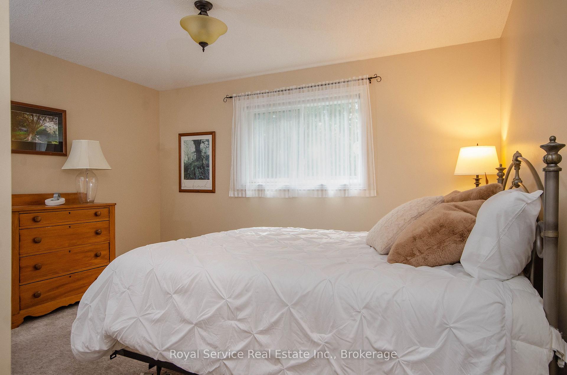 Photo 15 of 747 Greer Crescent, Cobourg — HOMEH