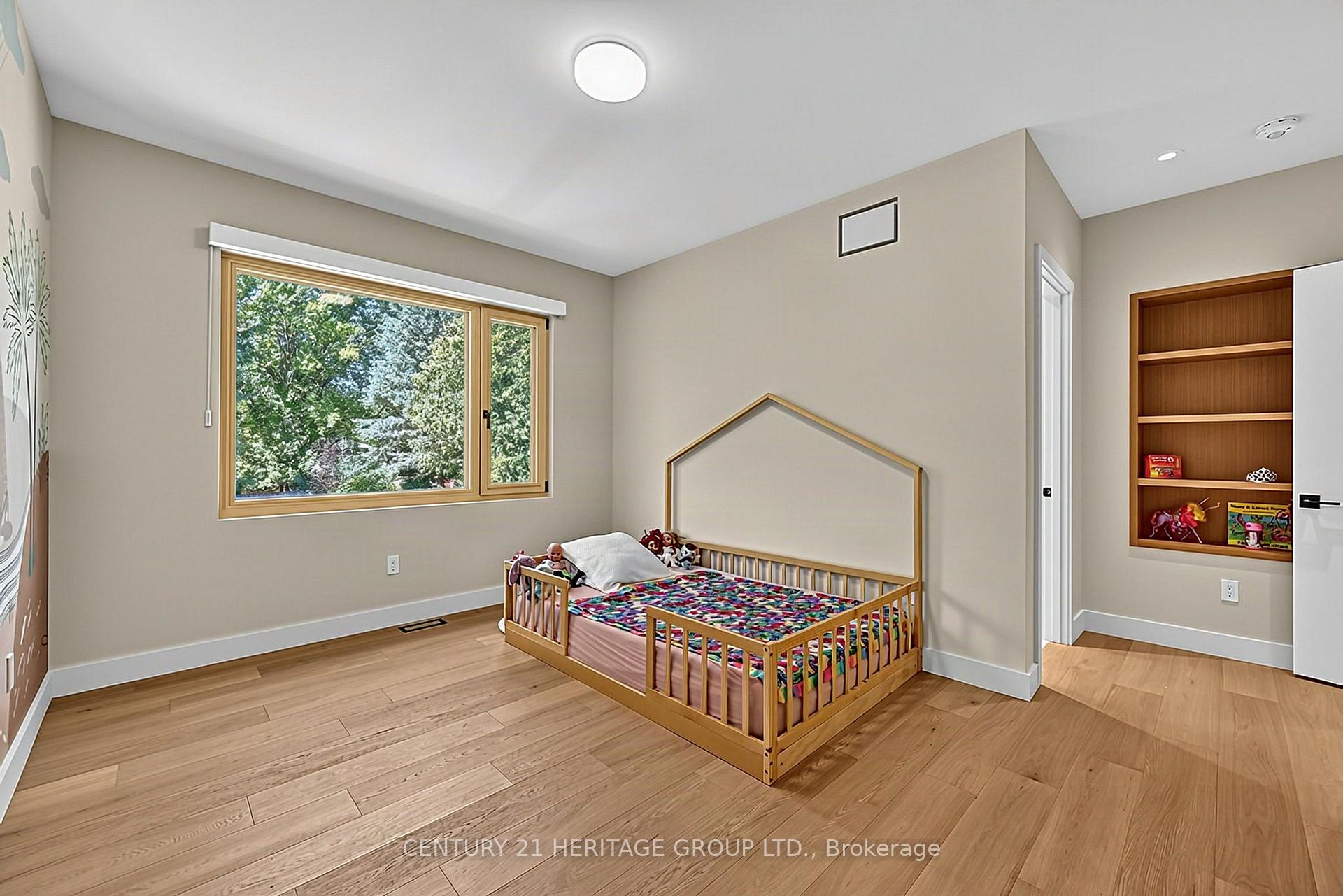 Photo 33 of 71 Division Street, Guelph, Exhibition Park — HOMEH