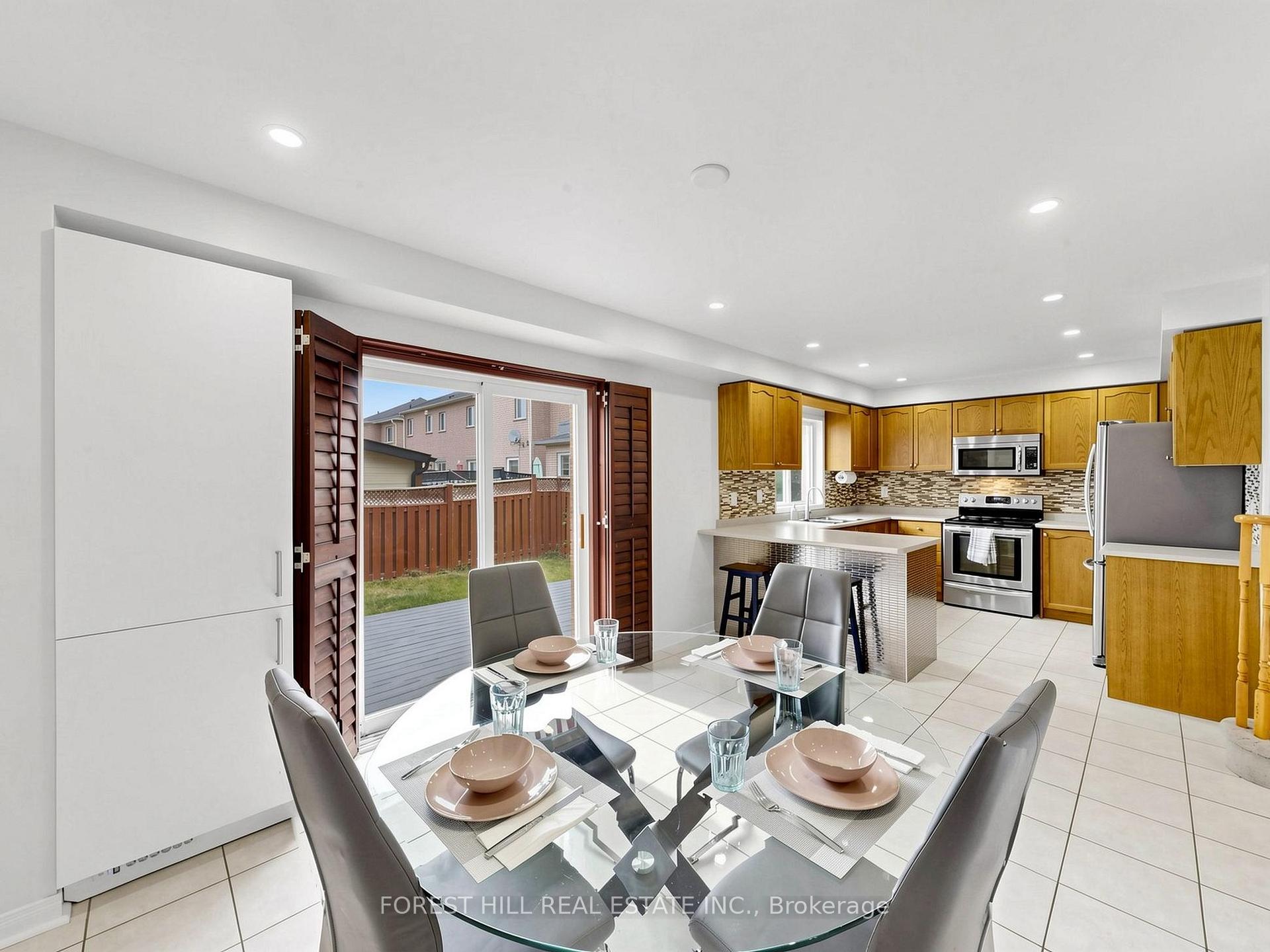 Photo 8 of 8 Bullrush Drive, Vaughan, Vellore Village — HOMEH
