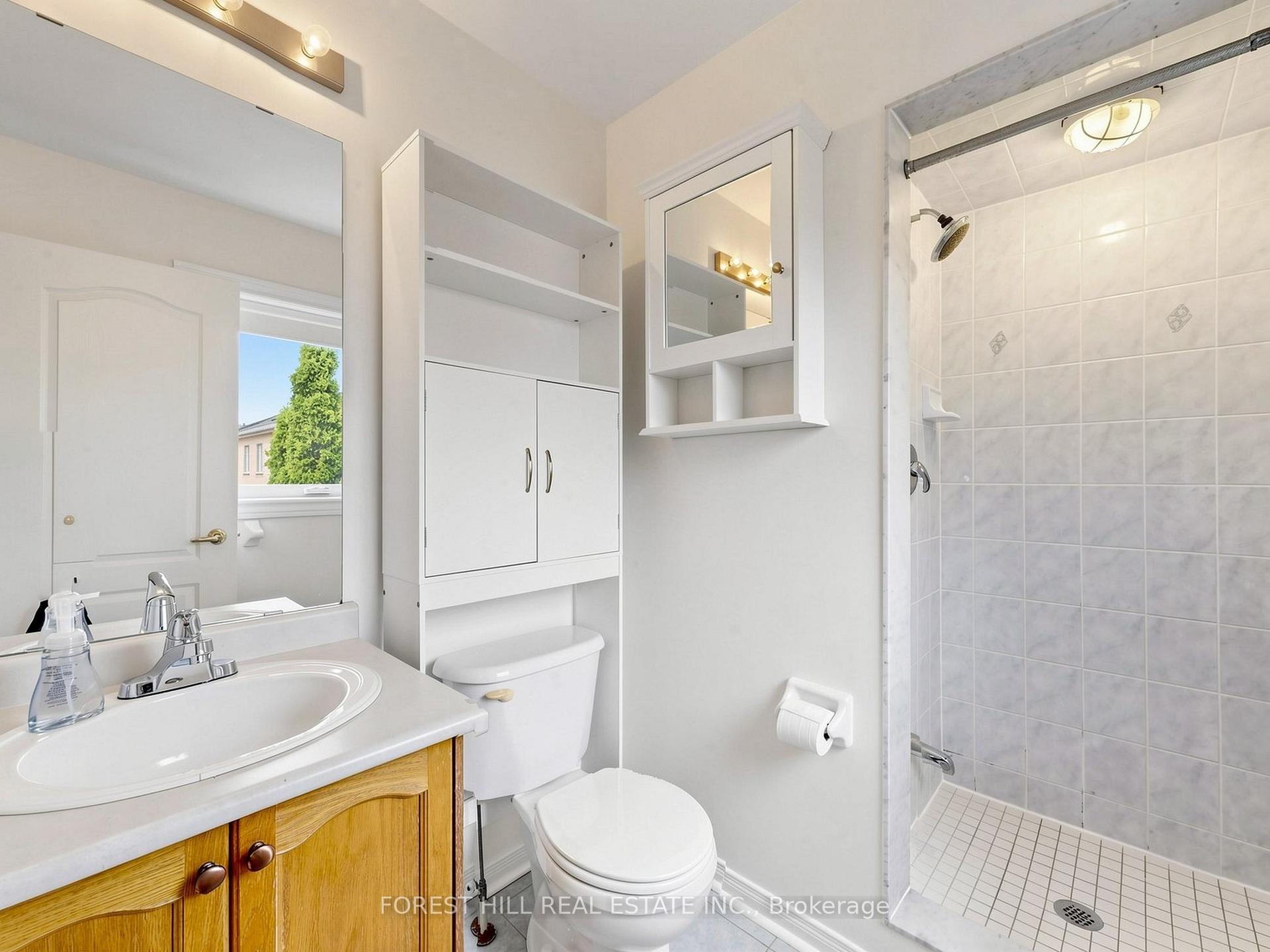 Photo 16 of 8 Bullrush Drive, Vaughan, Vellore Village — HOMEH