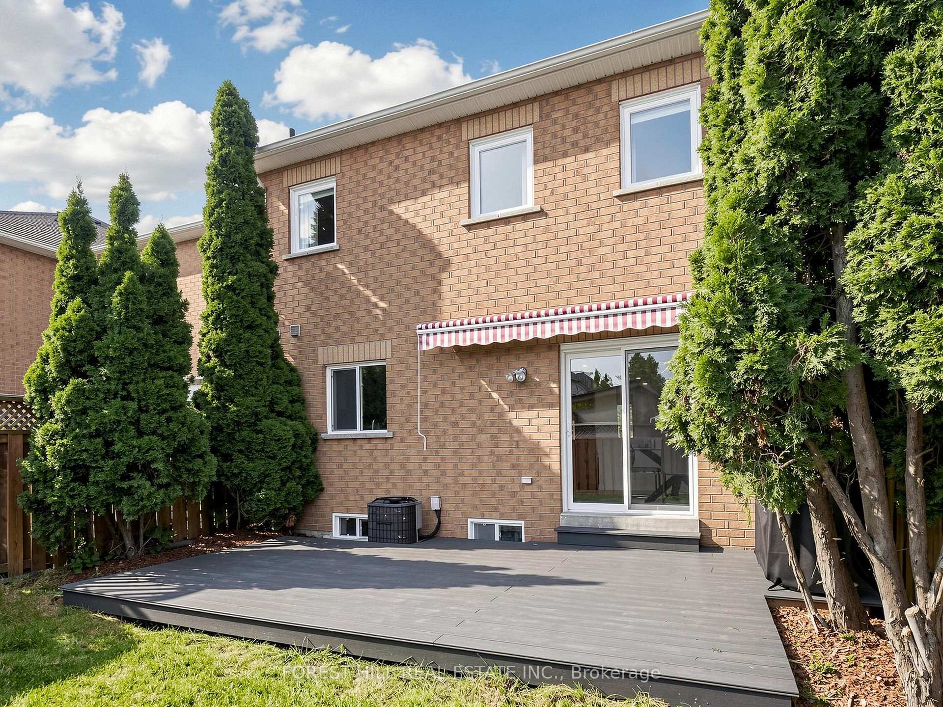 Photo 29 of 8 Bullrush Drive, Vaughan, Vellore Village — HOMEH