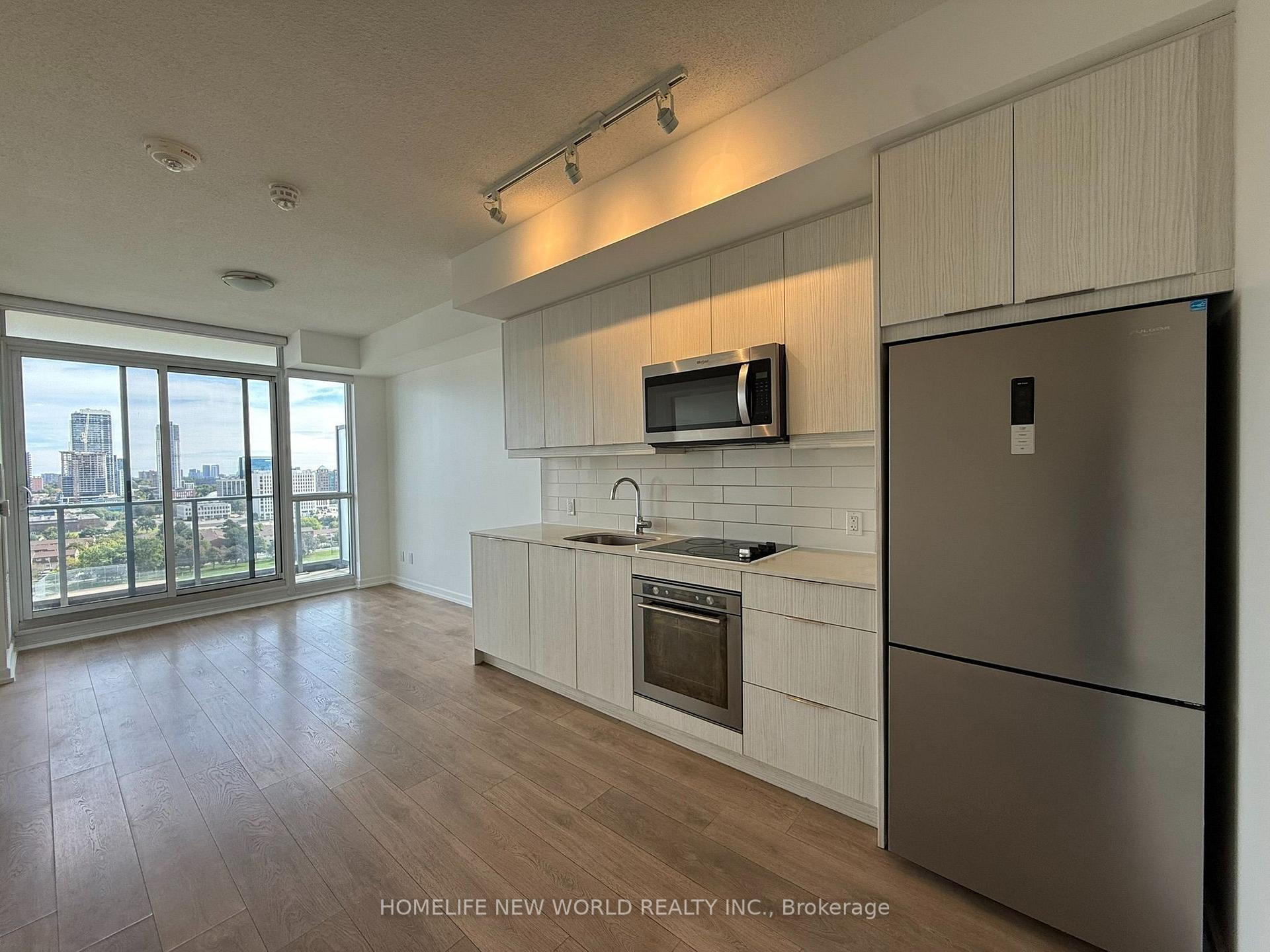 Photo 8 of Unit 1406, 32 Forest Manor Road, North York, Henry Farm — HOMEH