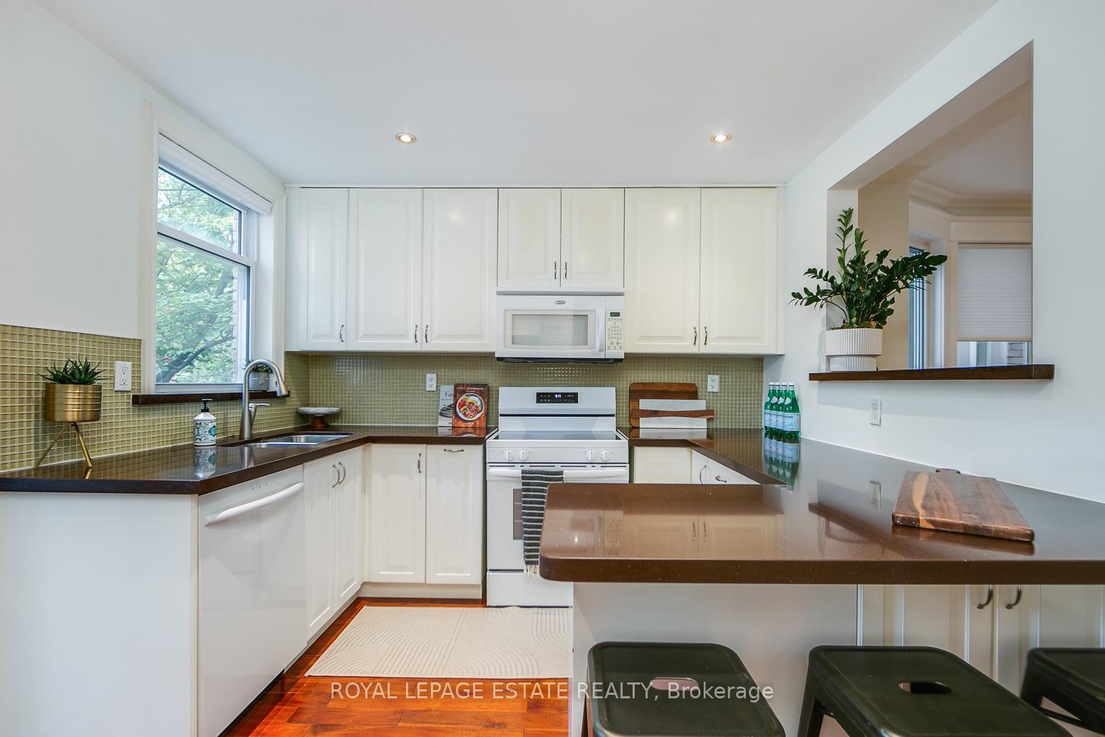 Photo 15 of 98 Malvern Avenue N, Toronto, East End-Danforth — HOMEH