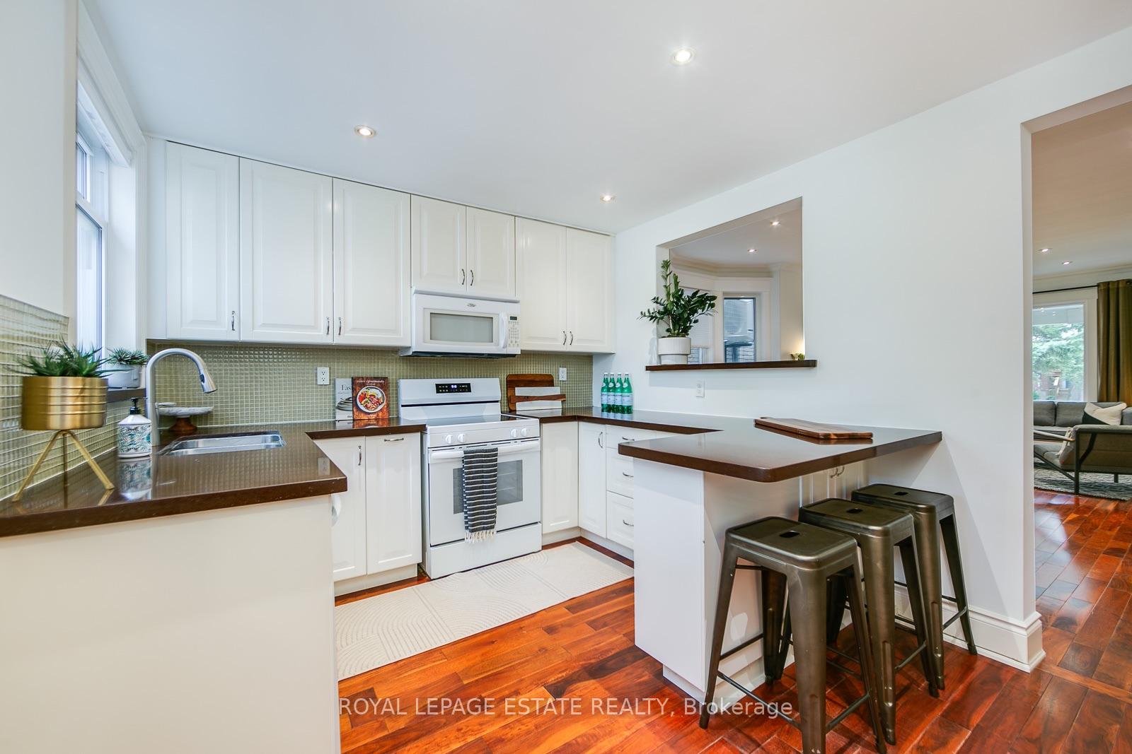 Photo 16 of 98 Malvern Avenue N, Toronto, East End-Danforth — HOMEH
