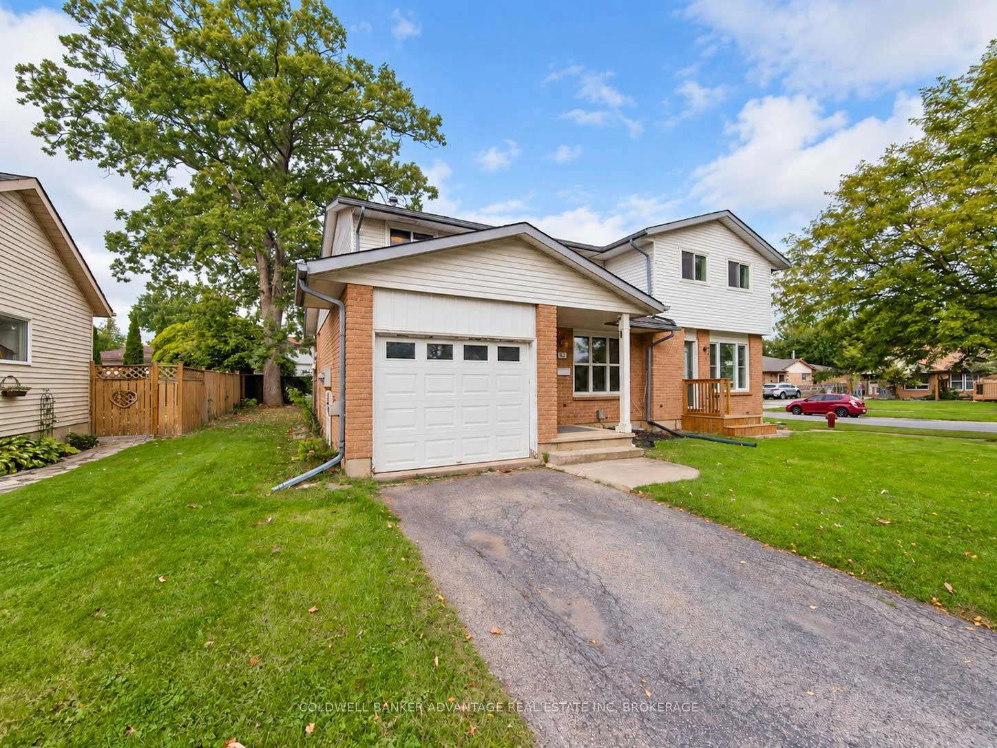 Photo 5 of 112 Northgate Drive, Welland, N. Welland — HOMEH