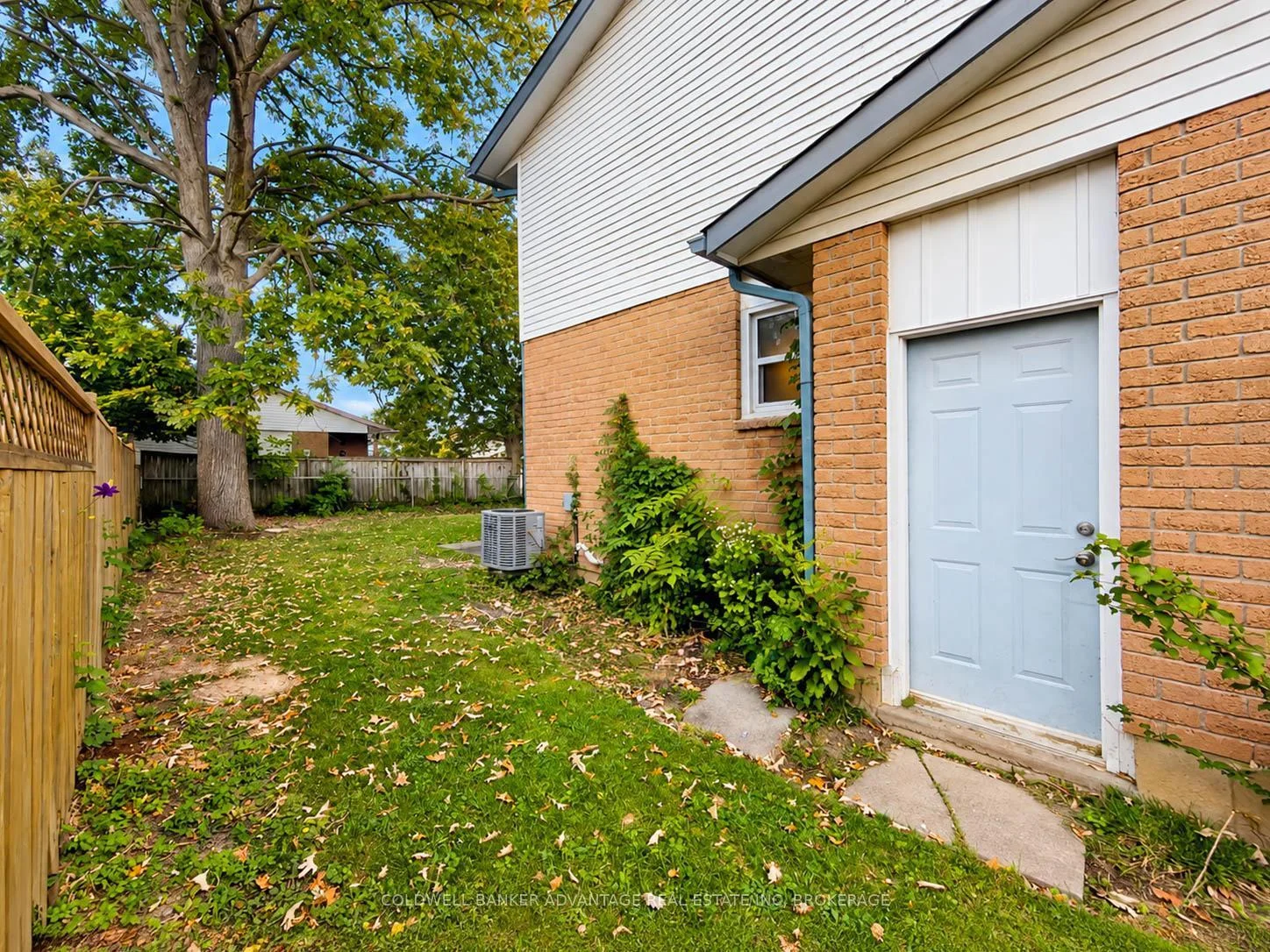Photo 15 of 112 Northgate Drive, Welland, N. Welland — HOMEH