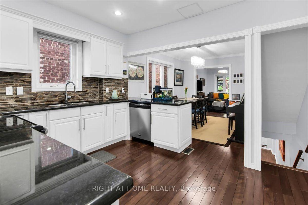 Photo 13 of 292 Arlington Avenue, Toronto, Oakwood Village — HOMEH