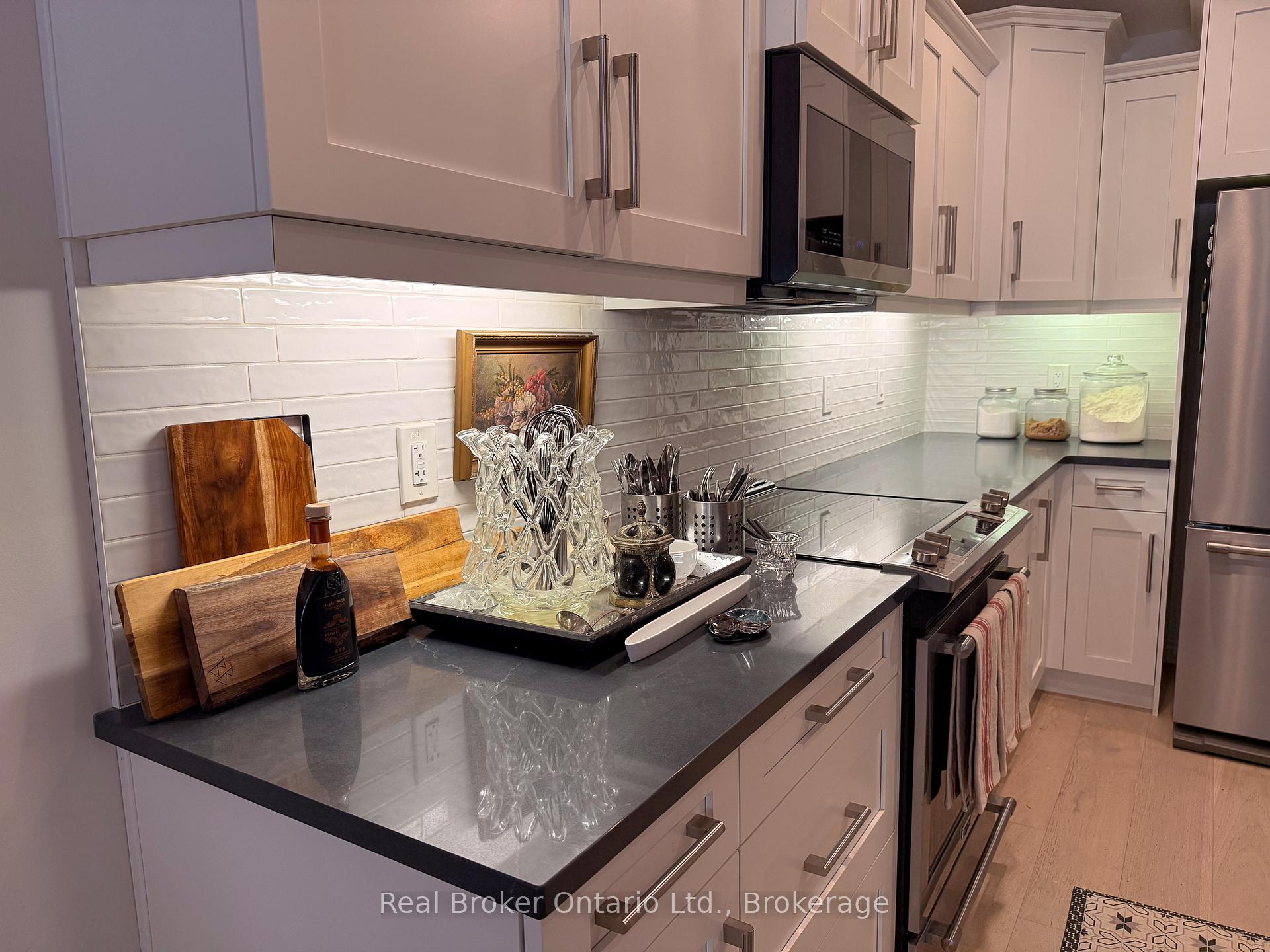 Photo 10 of Unit 52, 29 Schuyler Street, Brant, Paris — HOMEH