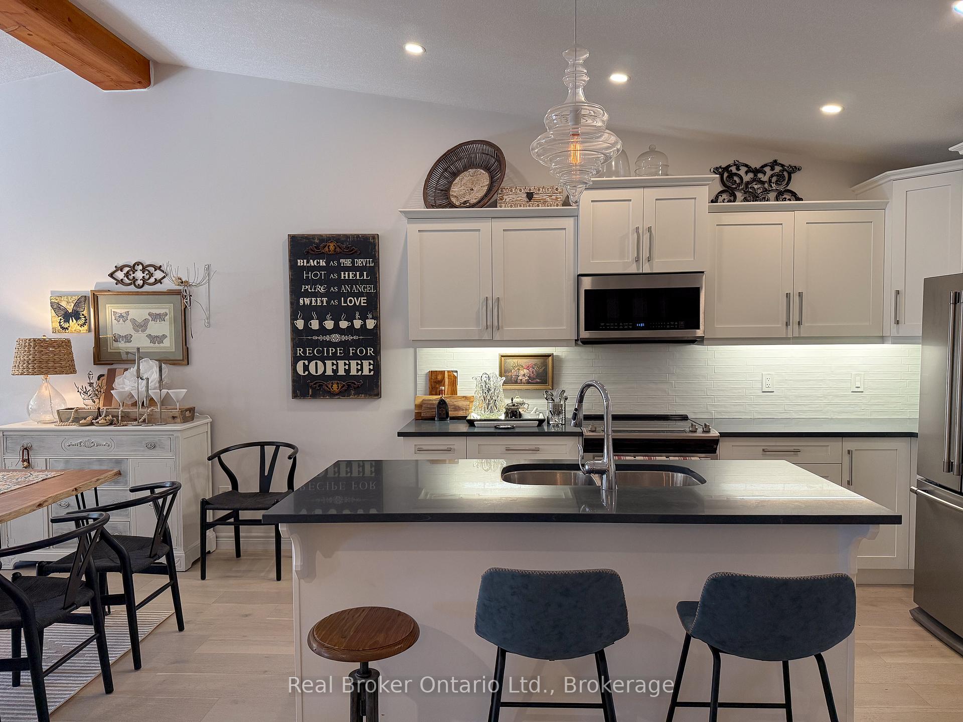 Photo 13 of Unit 52, 29 Schuyler Street, Brant, Paris — HOMEH