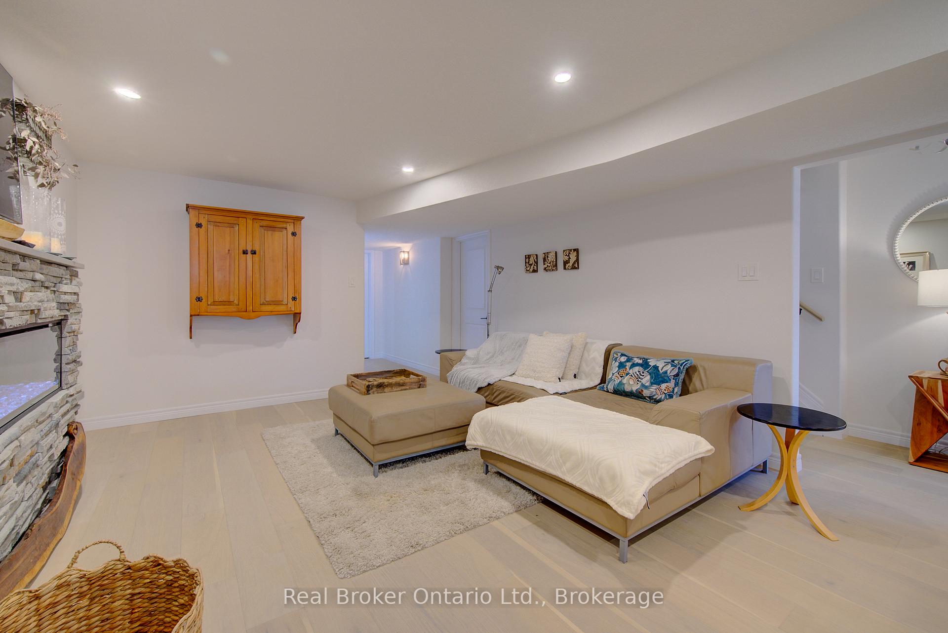 Photo 40 of Unit 52, 29 Schuyler Street, Brant, Paris — HOMEH