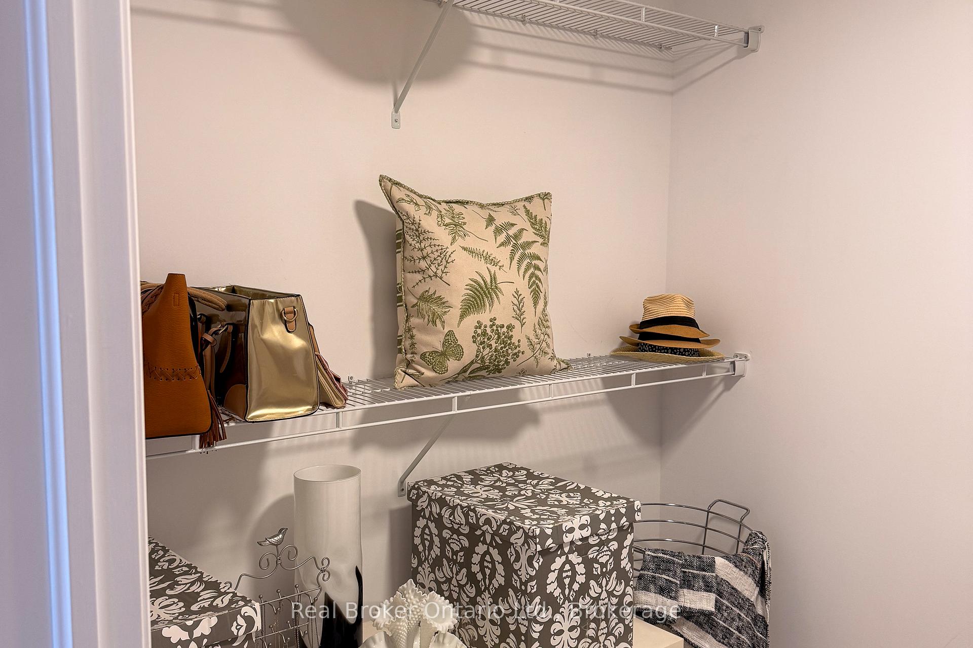 Photo 48 of Unit 52, 29 Schuyler Street, Brant, Paris — HOMEH