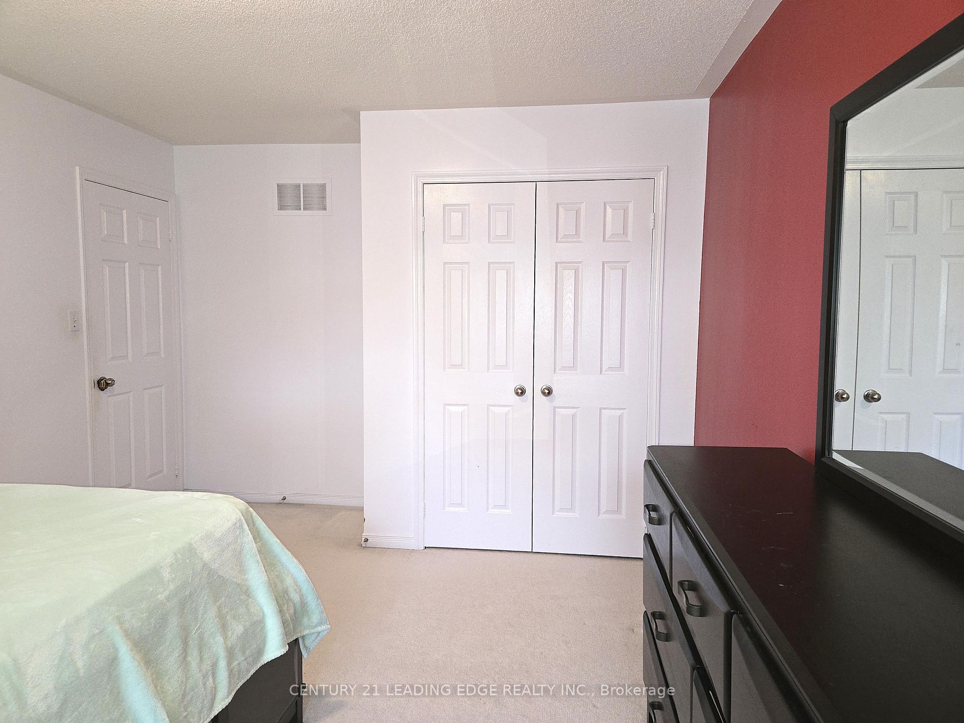 Photo 21 of 22 Westgate Avenue, Ajax, Central East — HOMEH
