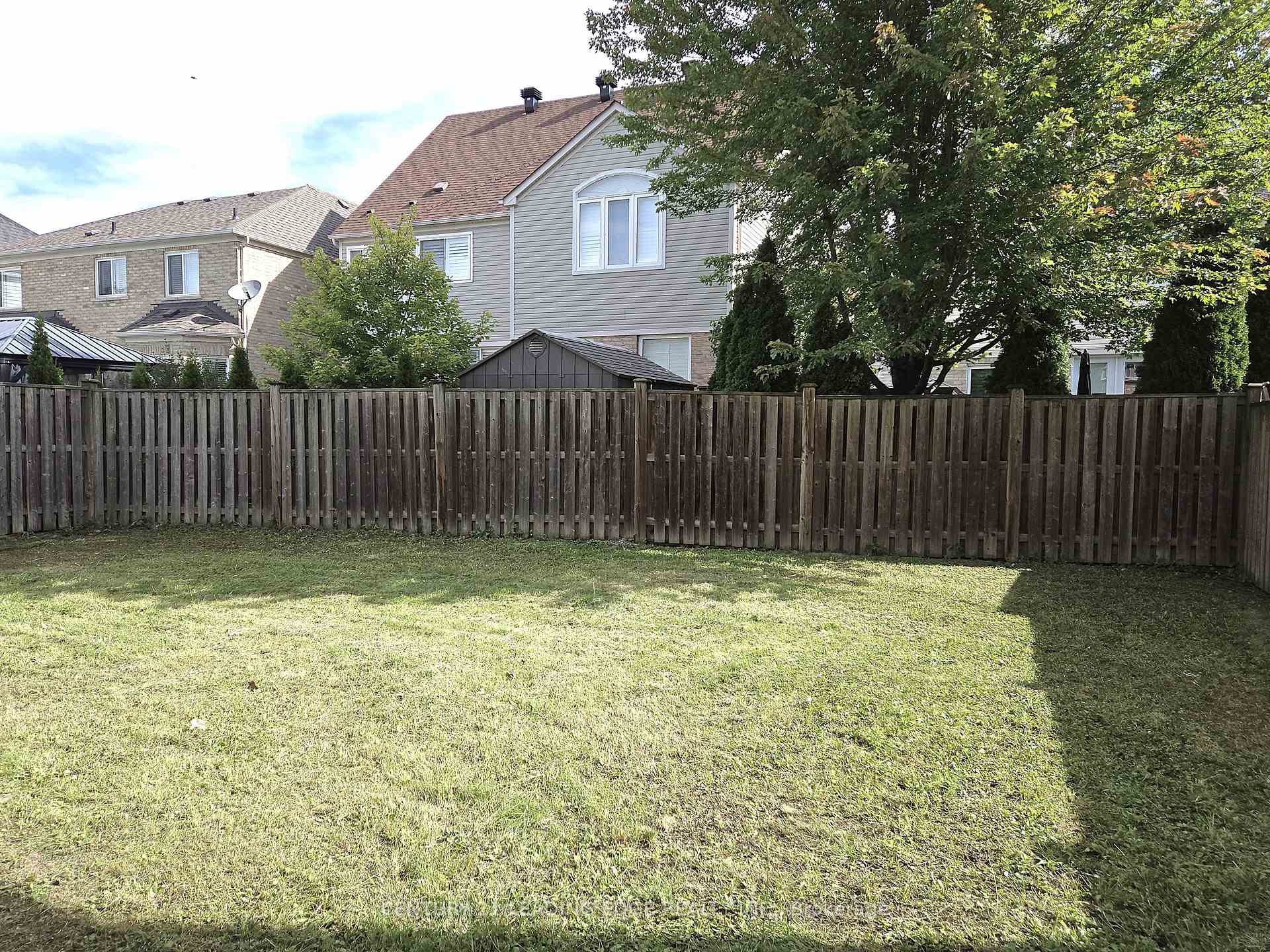 Photo 33 of 22 Westgate Avenue, Ajax, Central East — HOMEH