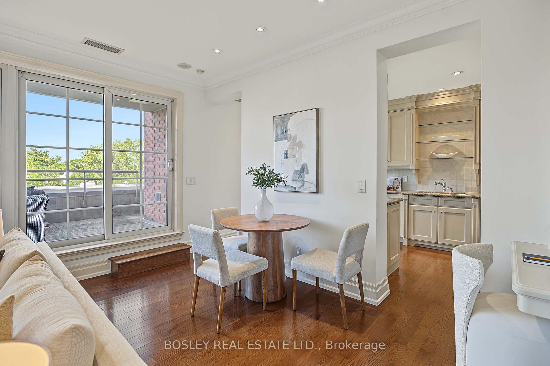 Photo 14 of Unit 504, 21 Burkebrook Place, North York, Bridle Path-Sunnybrook-York Mills — HOMEH