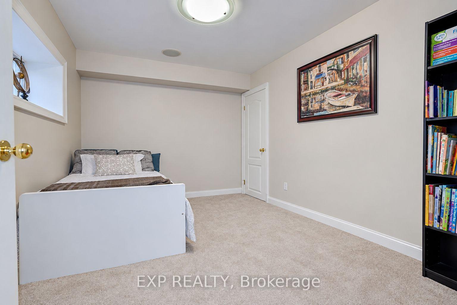 Photo 33 of 499 Silken Laumann Drive, Newmarket, Stonehaven-Wyndham — HOMEH
