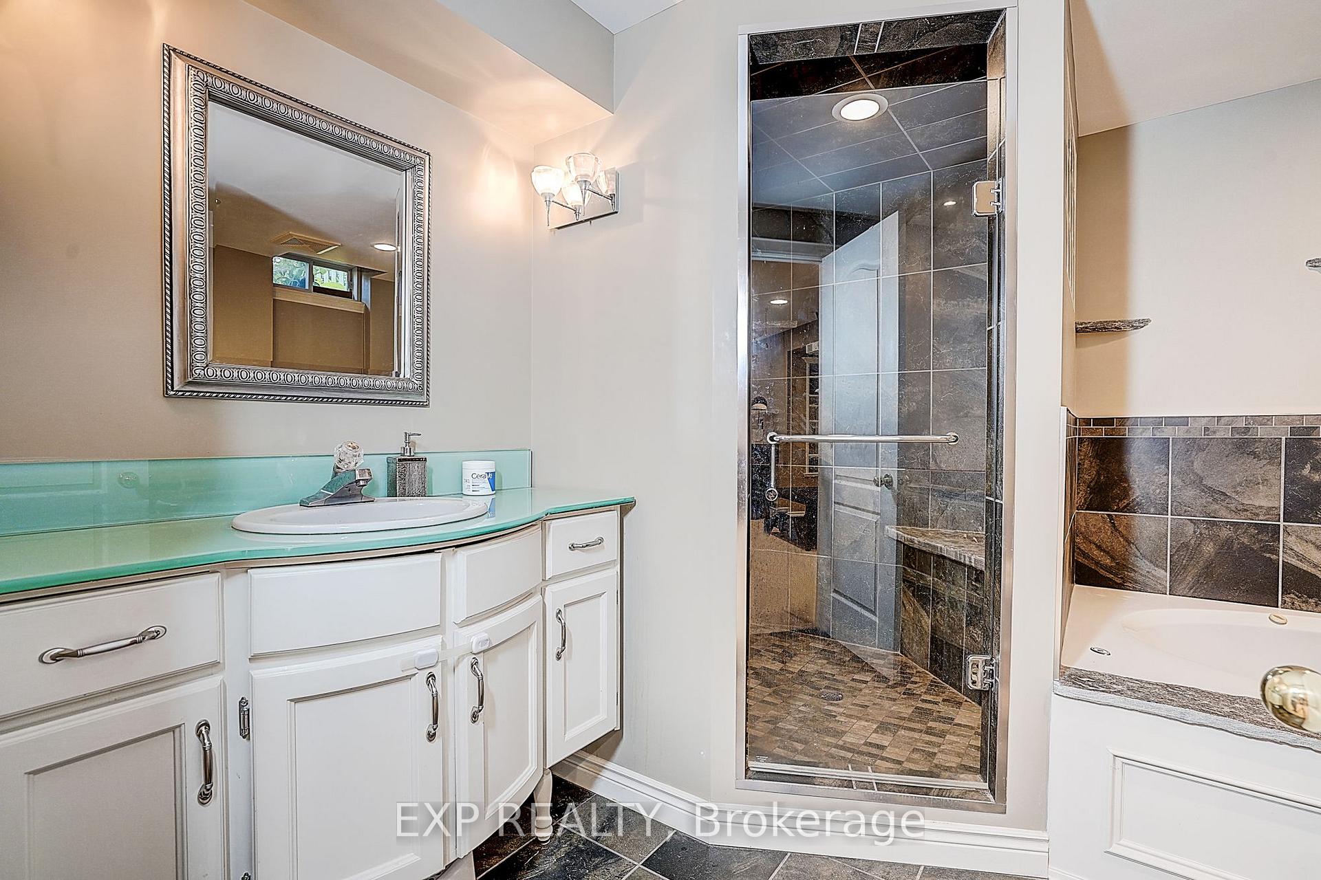 Photo 34 of 499 Silken Laumann Drive, Newmarket, Stonehaven-Wyndham — HOMEH