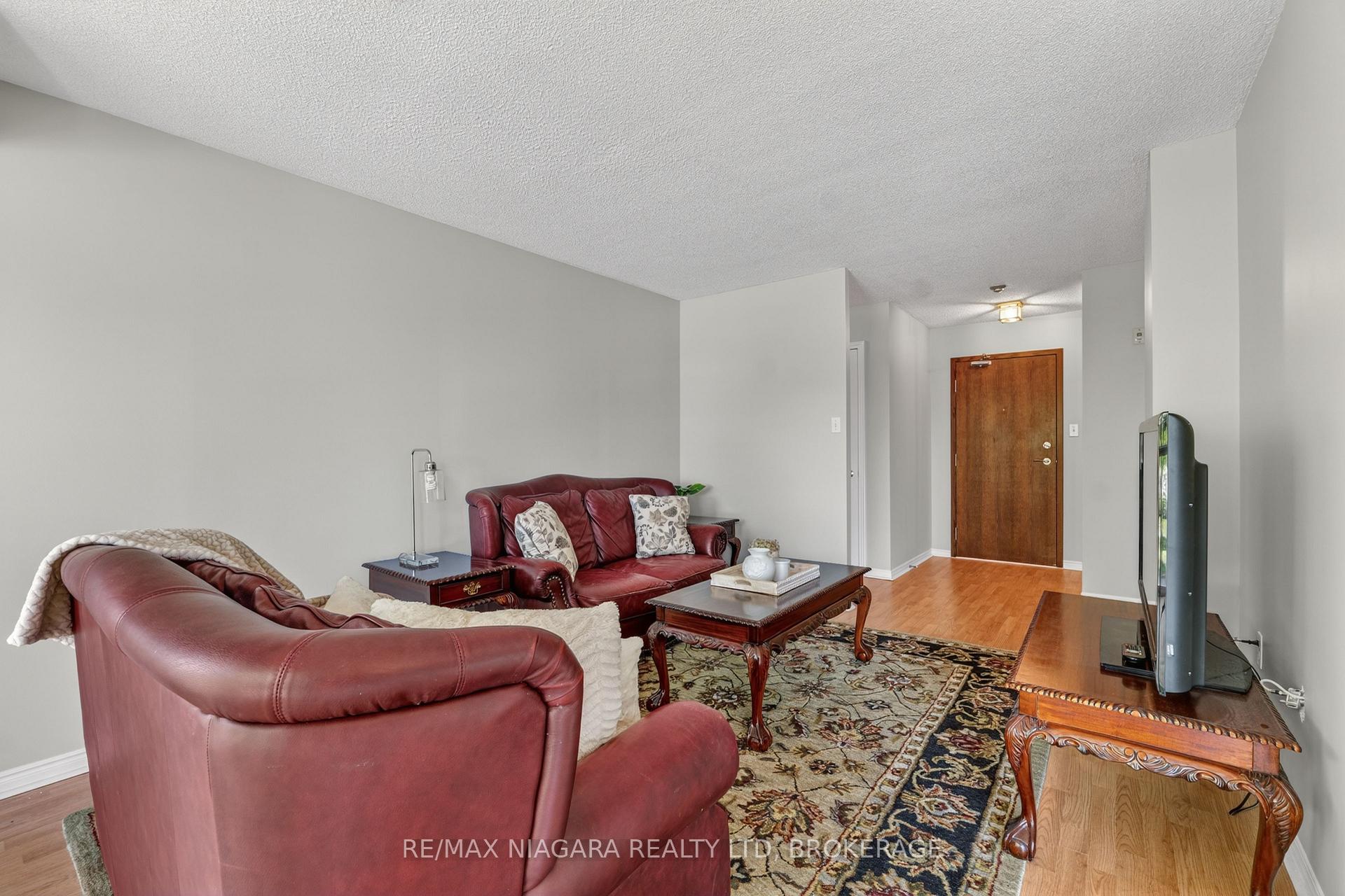 Photo 12 of Unit 204, 162 Martindale Road, St. Catharines, Grapeview — HOMEH