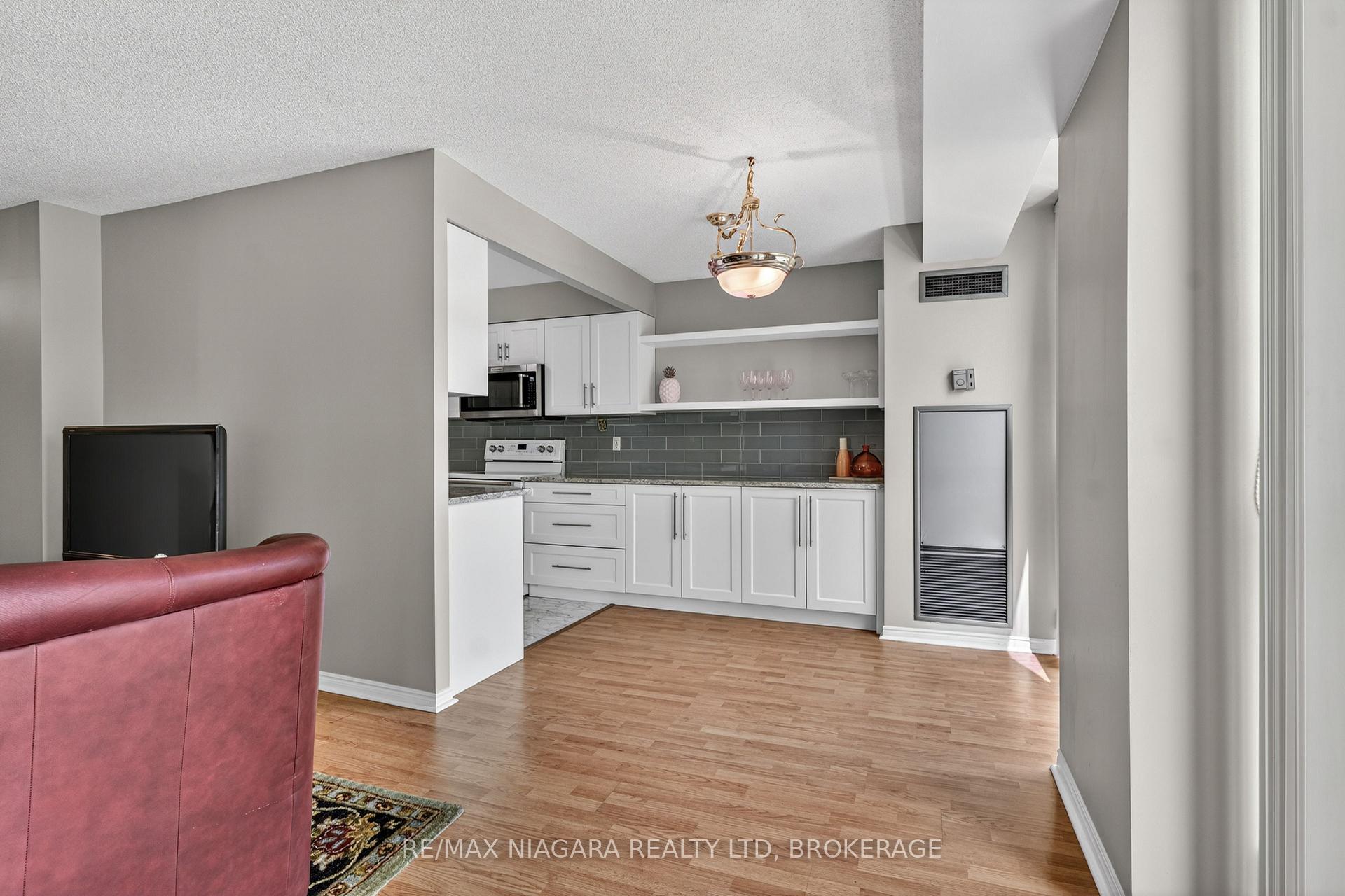 Photo 14 of Unit 204, 162 Martindale Road, St. Catharines, Grapeview — HOMEH