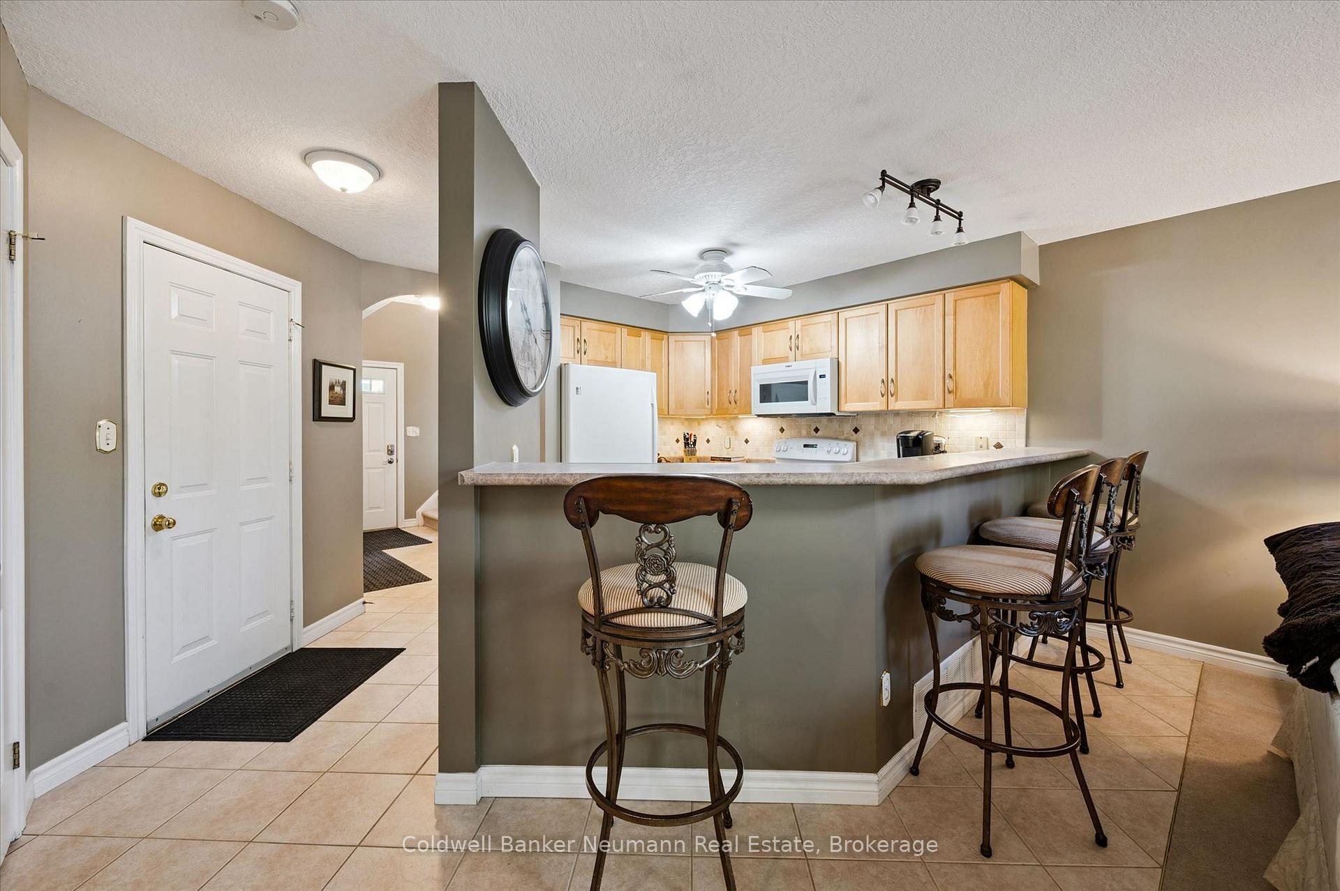 Photo 7 of 165 Terraview Crescent, Guelph, Kortright West — HOMEH
