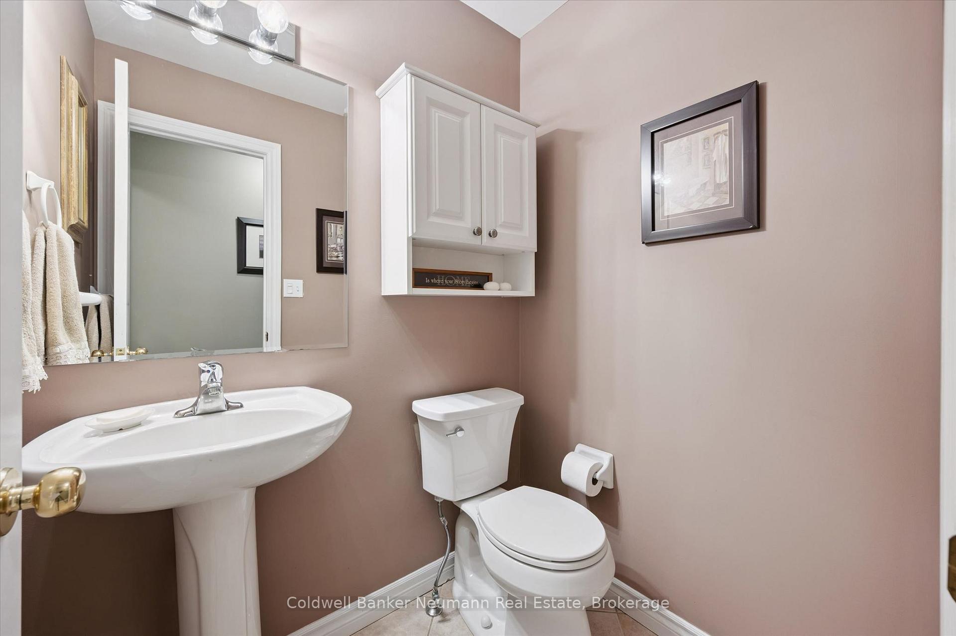 Photo 15 of 165 Terraview Crescent, Guelph, Kortright West — HOMEH