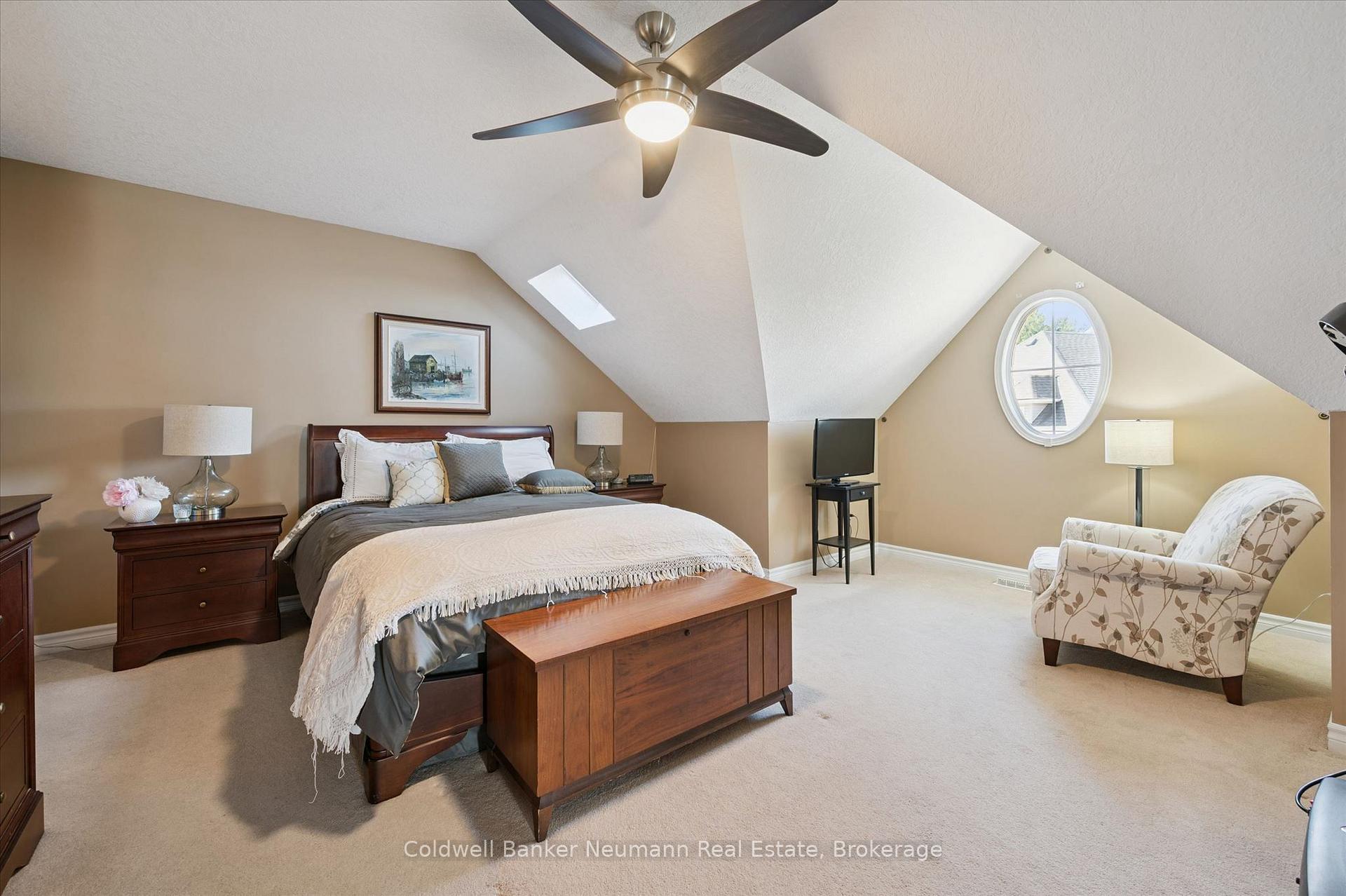 Photo 16 of 165 Terraview Crescent, Guelph, Kortright West — HOMEH
