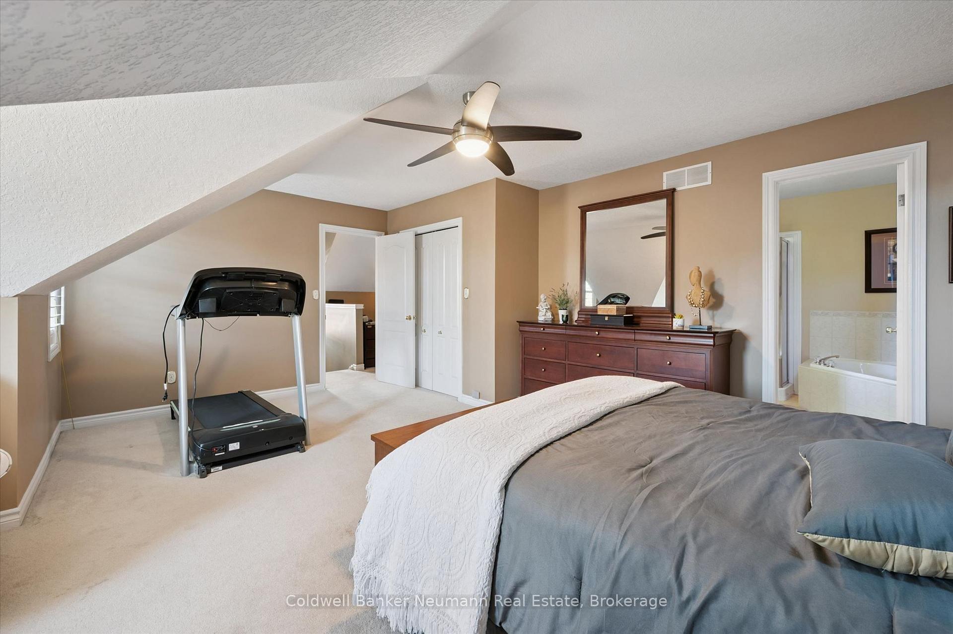 Photo 19 of 165 Terraview Crescent, Guelph, Kortright West — HOMEH