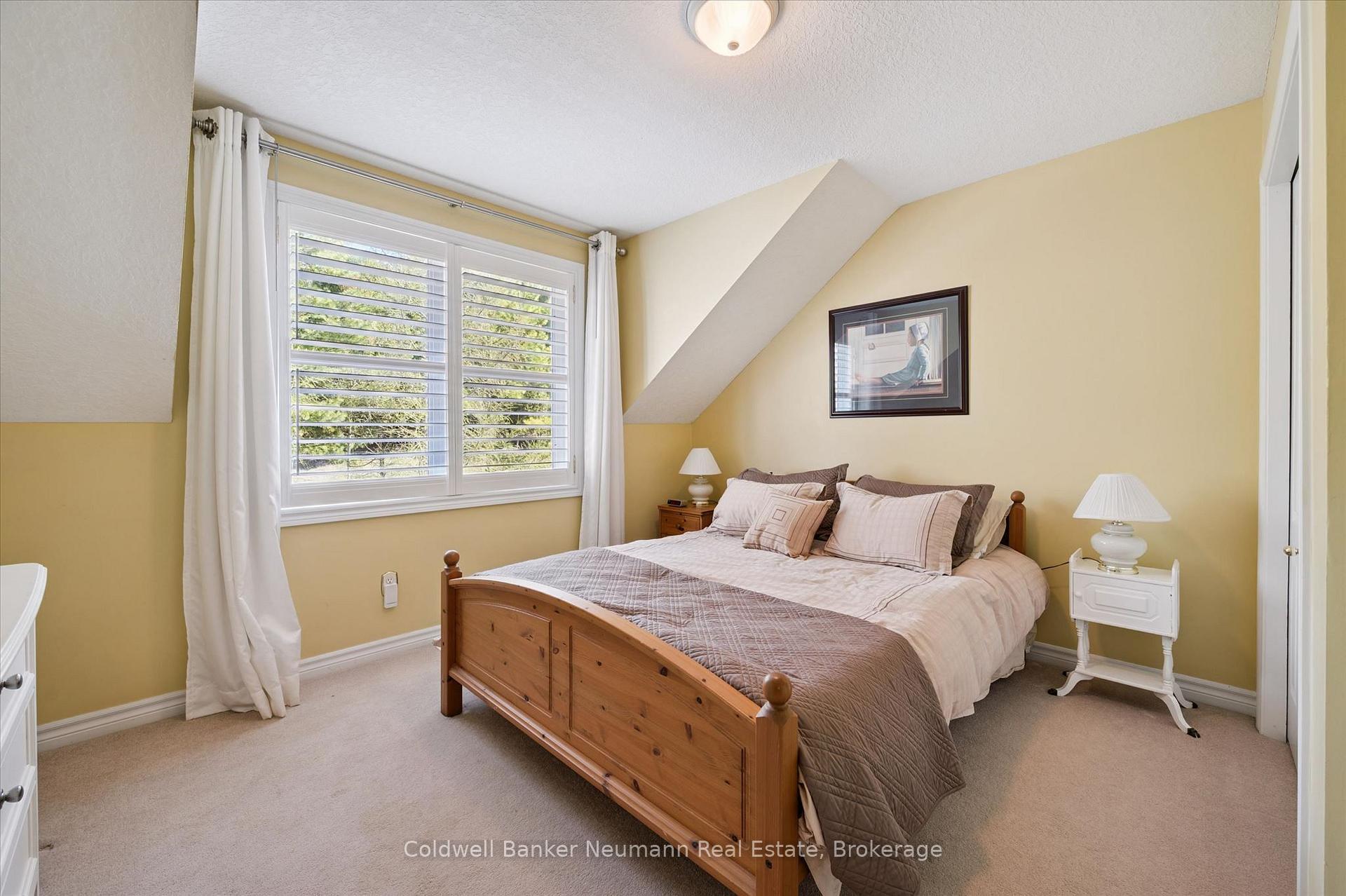 Photo 22 of 165 Terraview Crescent, Guelph, Kortright West — HOMEH