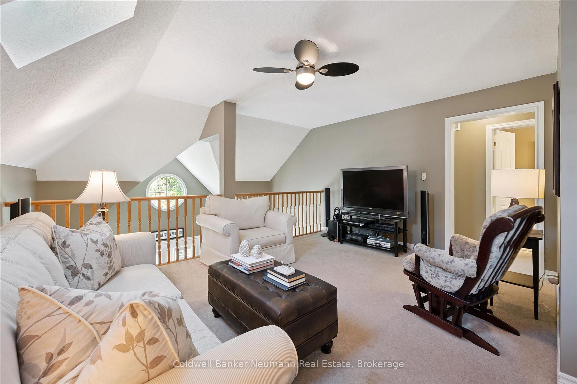 Photo 24 of 165 Terraview Crescent, Guelph, Kortright West — HOMEH