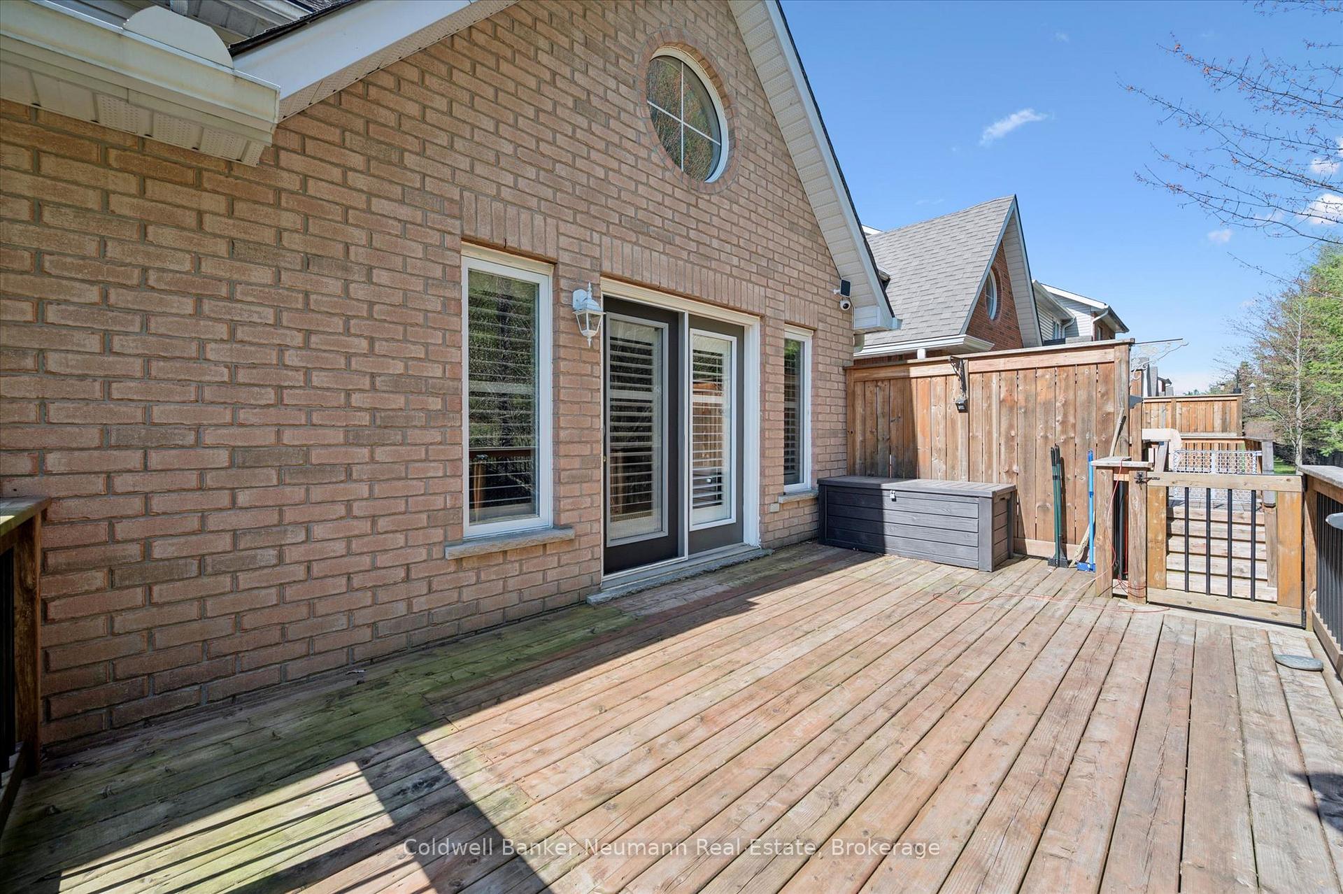 Photo 35 of 165 Terraview Crescent, Guelph, Kortright West — HOMEH