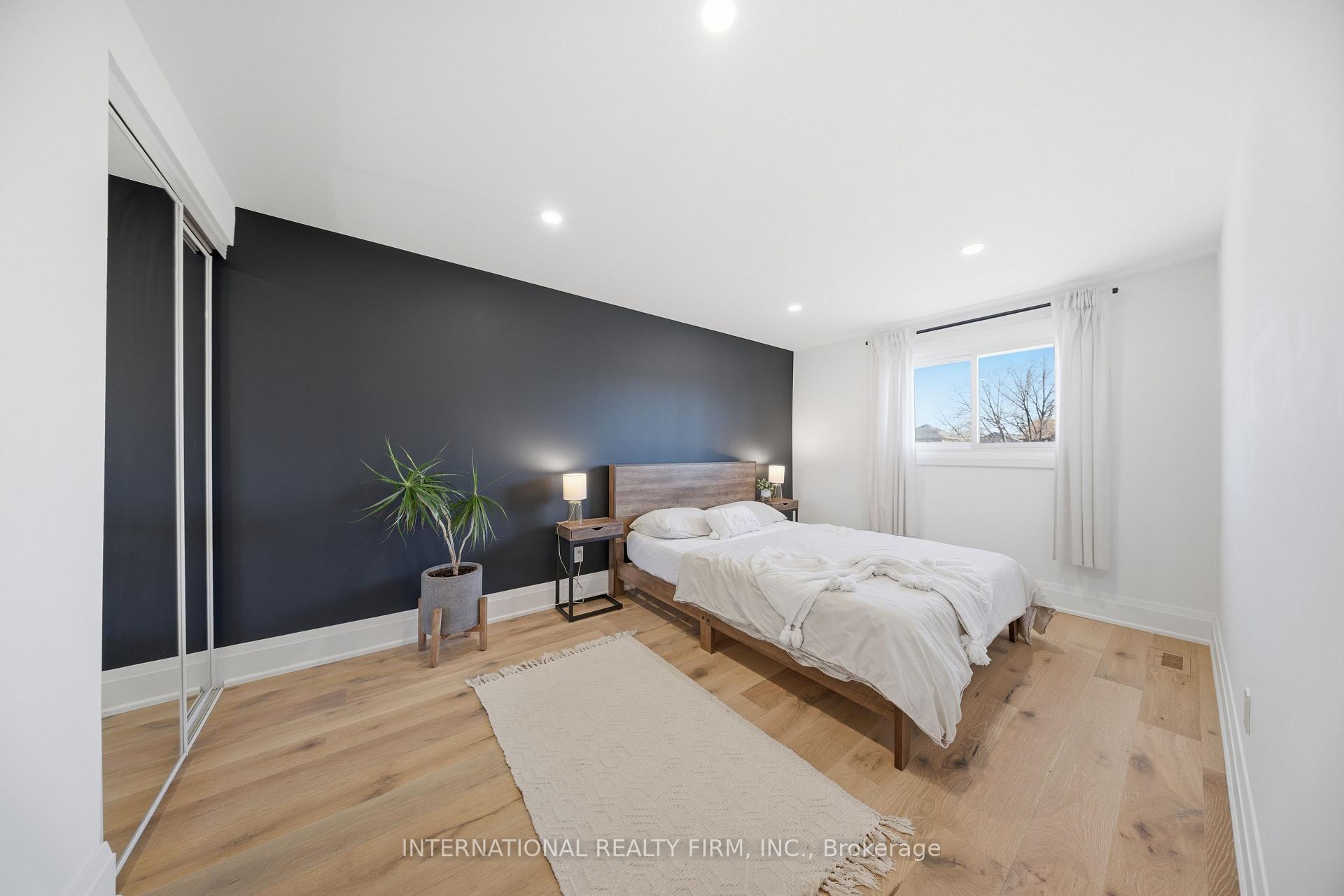 Photo 13 of 28 Debby Crescent, Brantford, North Park/Wood St. — HOMEH