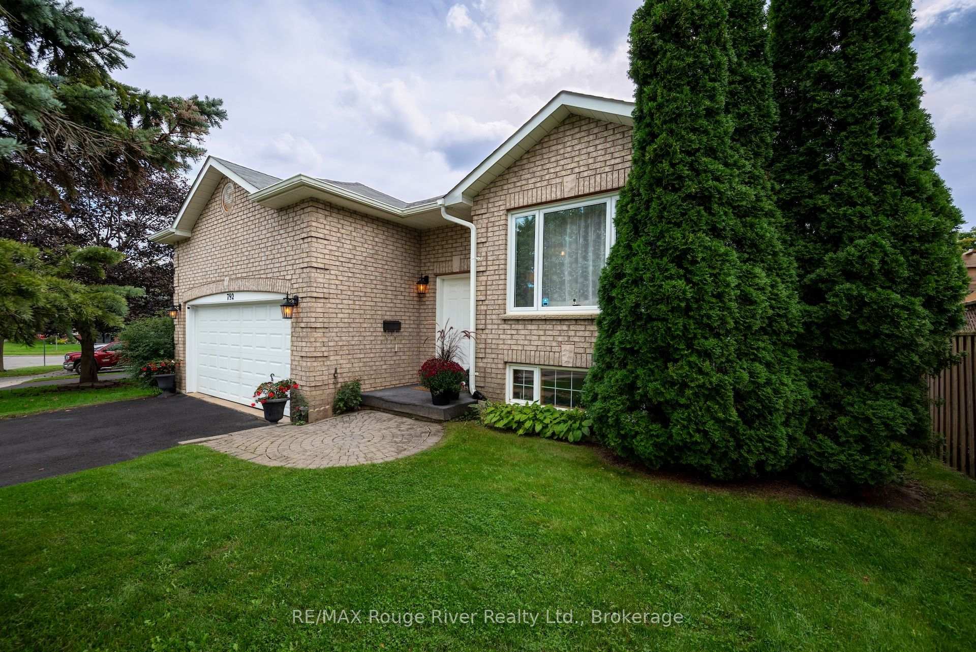 Photo of 792 Greer Crescent