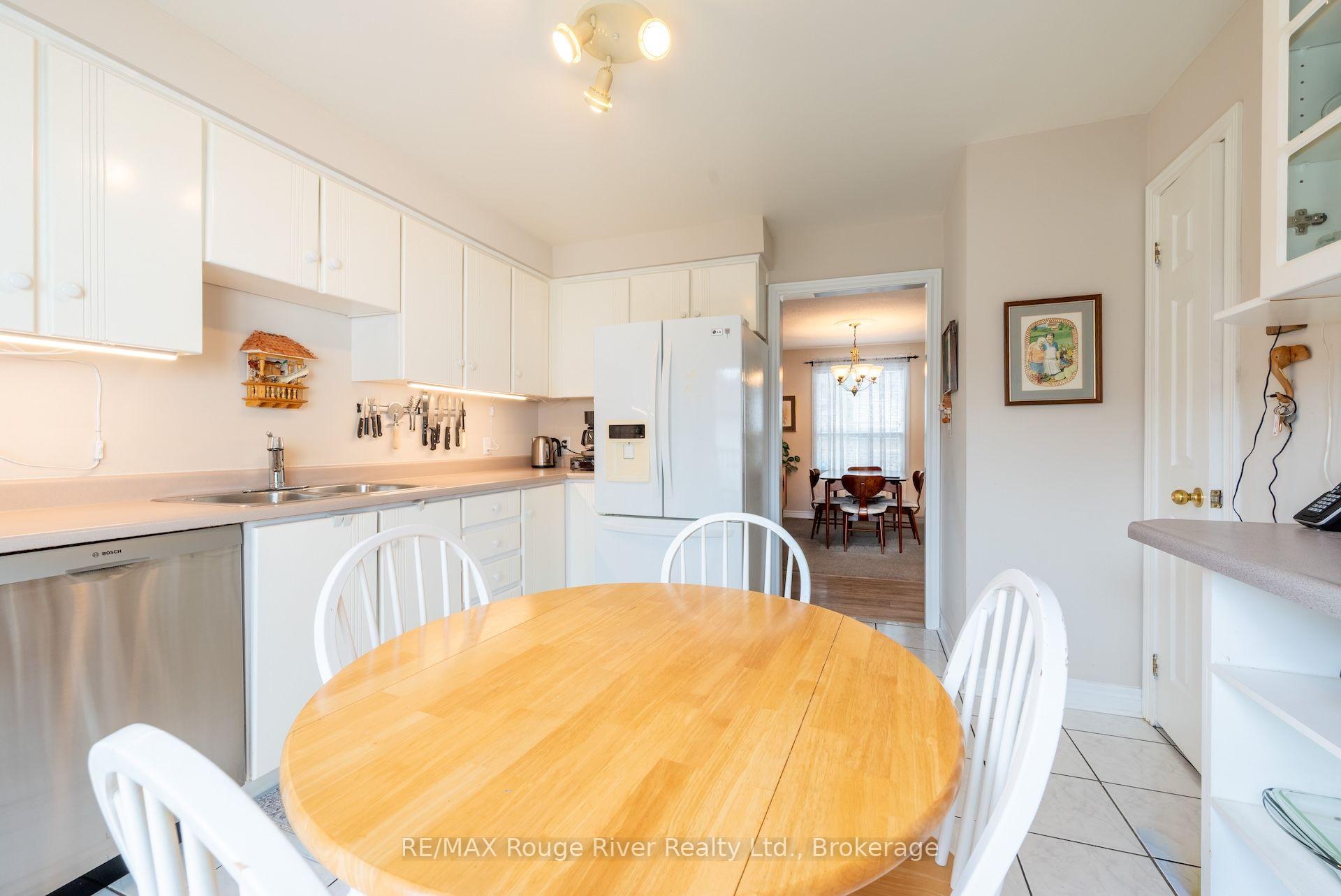 Photo 12 of 792 Greer Crescent, Cobourg — HOMEH