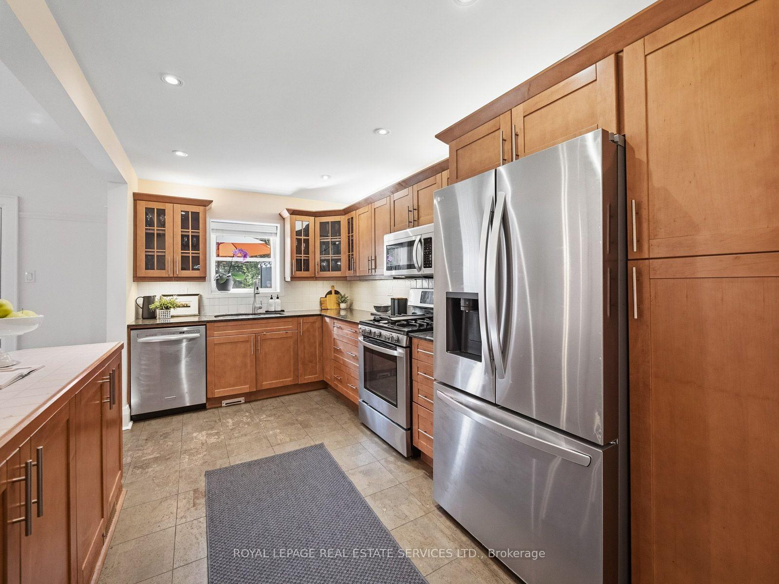 Photo 36 of 276 Durie Street, Toronto, Runnymede-Bloor West Village — HOMEH